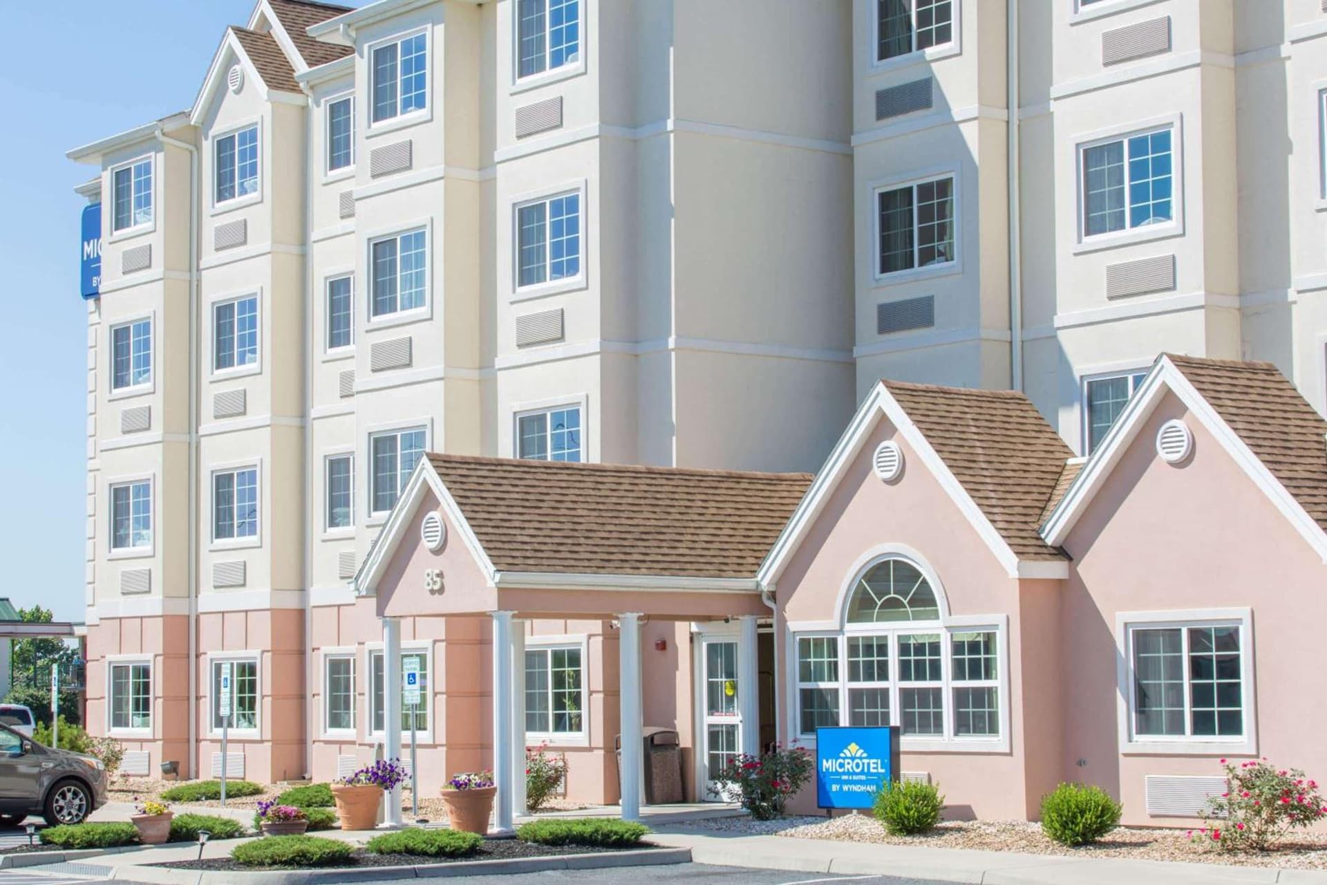 Microtel Inn & Suites by Wyndham Harrisonburg — hotel in Harrisonburg, Virginia