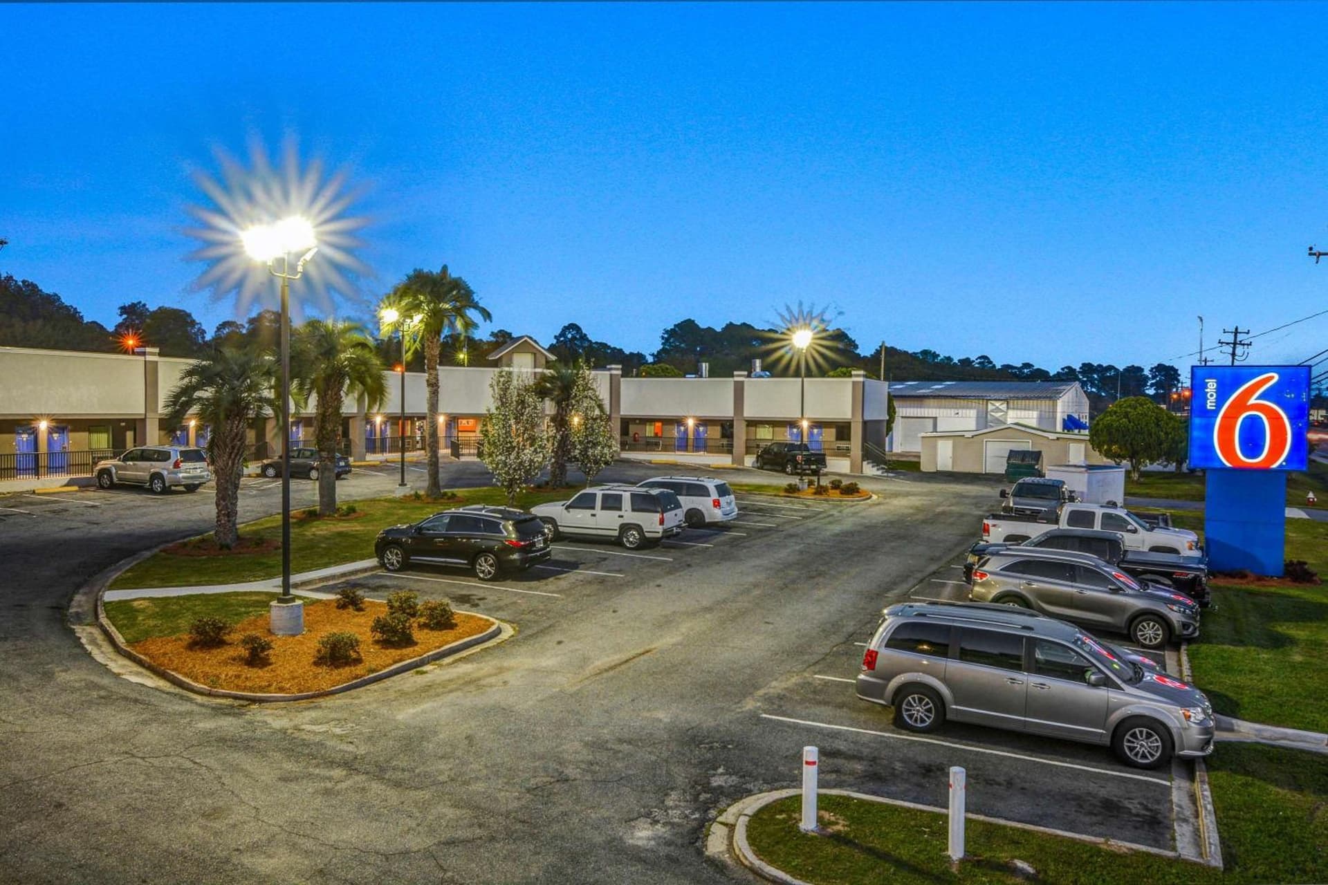 Motel 6-Moultrie, GA interior in Moultrie, GA — gallery photo 2
