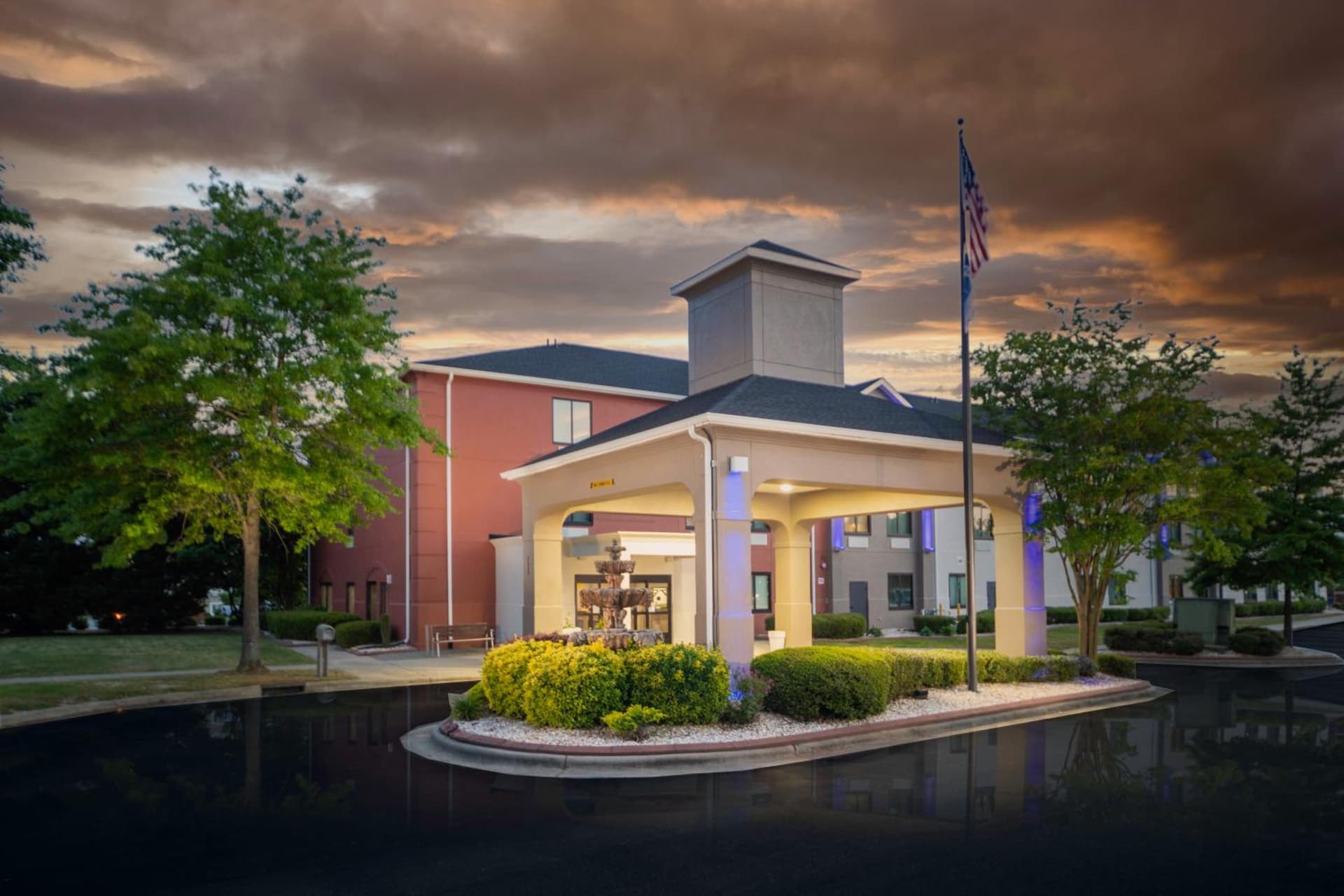 Holiday Inn Express Clayton Southeast Raleigh by IHG — hotel in Garner, North Carolina