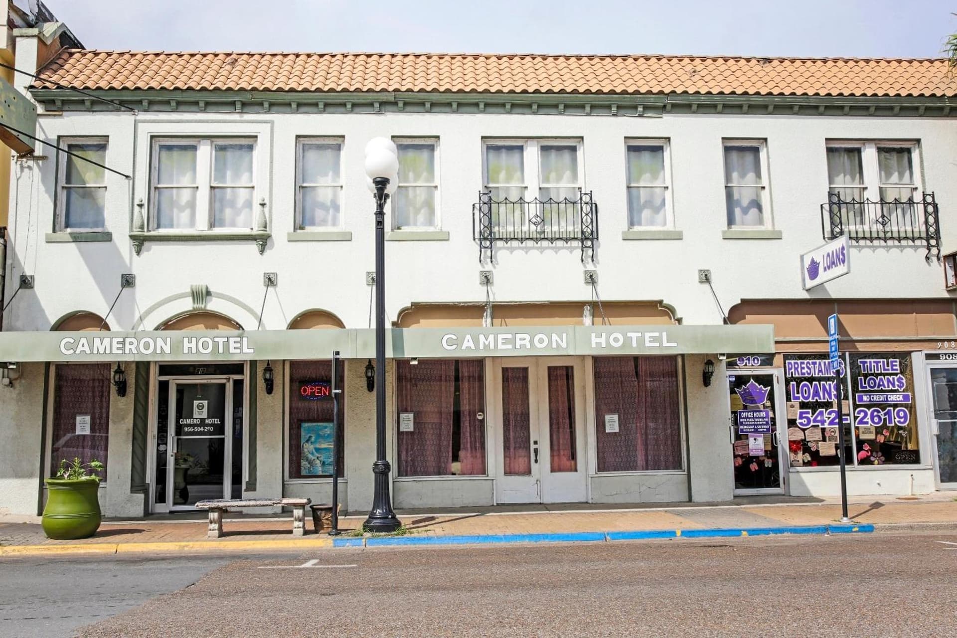 OYO Historic Cameron Hotel Brownsville I-69E — hotel in Brownsville, Texas