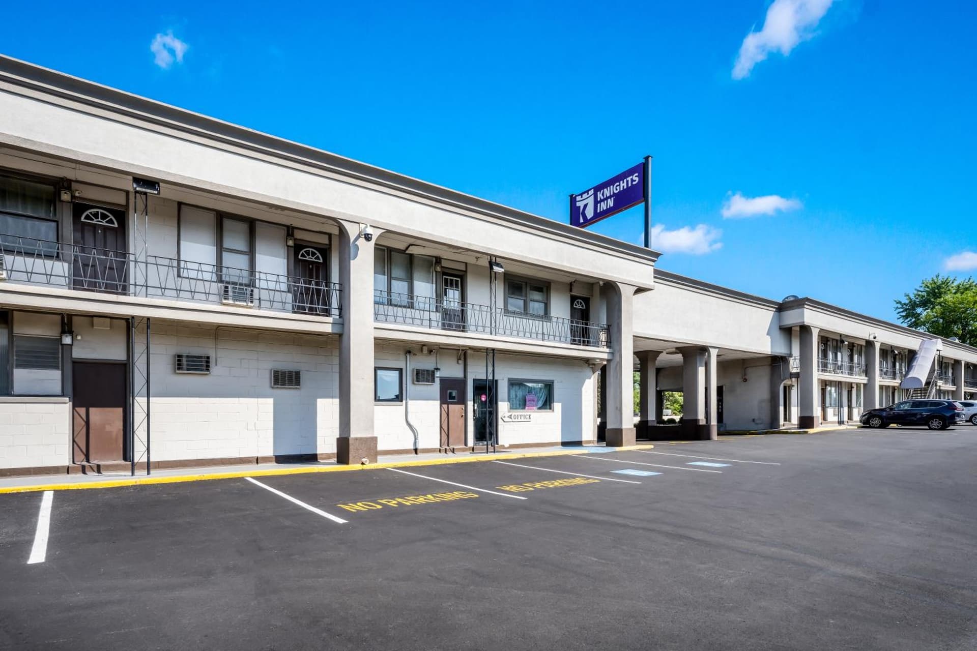 Knights Inn Trevose — hotel in Trevose, Pennsylvania