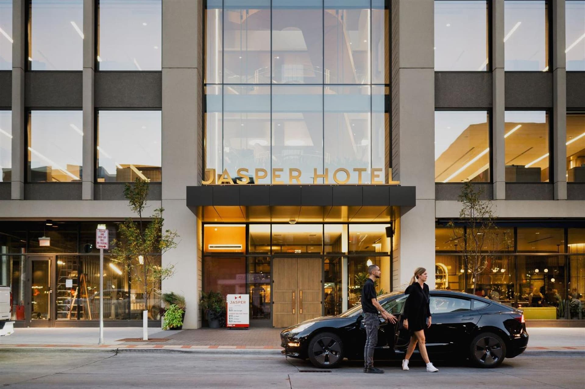 Jasper Hotel — hotel in Fargo, North Dakota