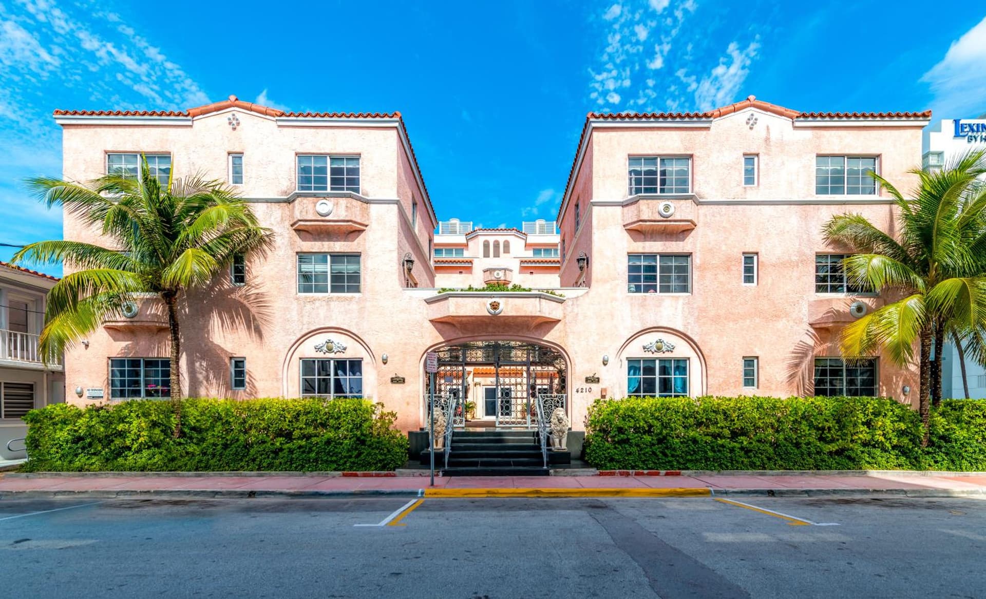 Secret Garden Miami Beach featured exterior or lobby in Miami Beach, FL — similar hotel