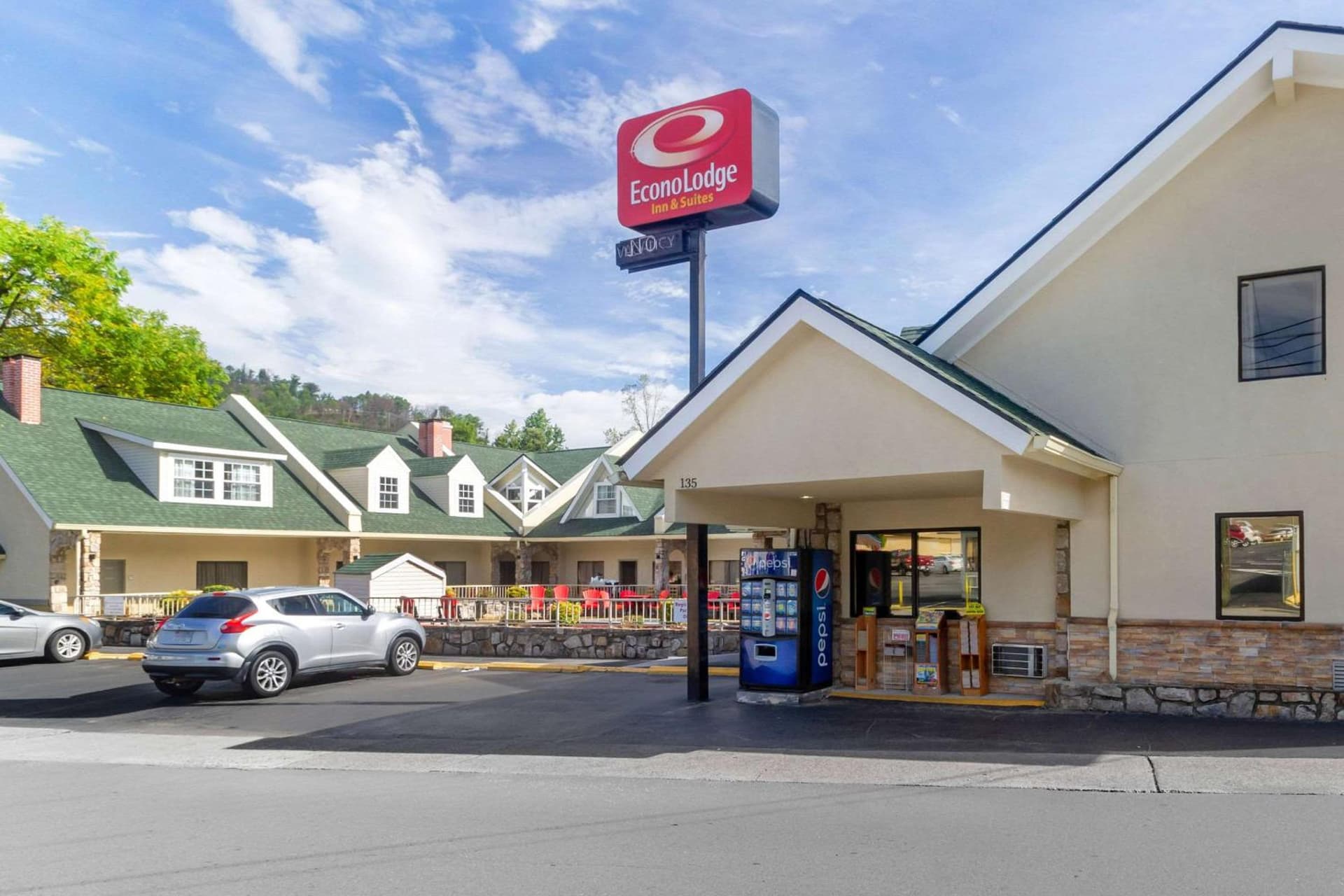 Econo Lodge Inn & Suites Gatlinburg at the Convention Center — hotel in Gatlinburg, Tennessee