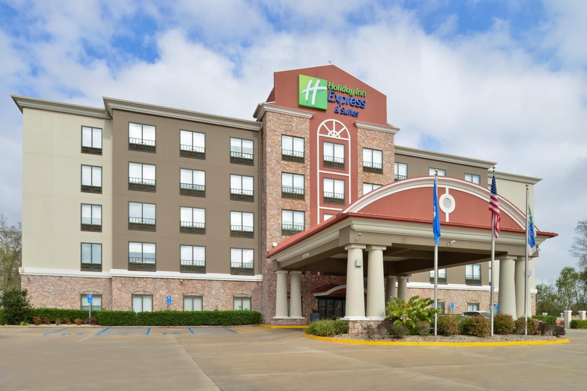 Holiday Inn Express Hotel & Suites La Place by IHG featured exterior or lobby in Laplace, LA — similar hotel