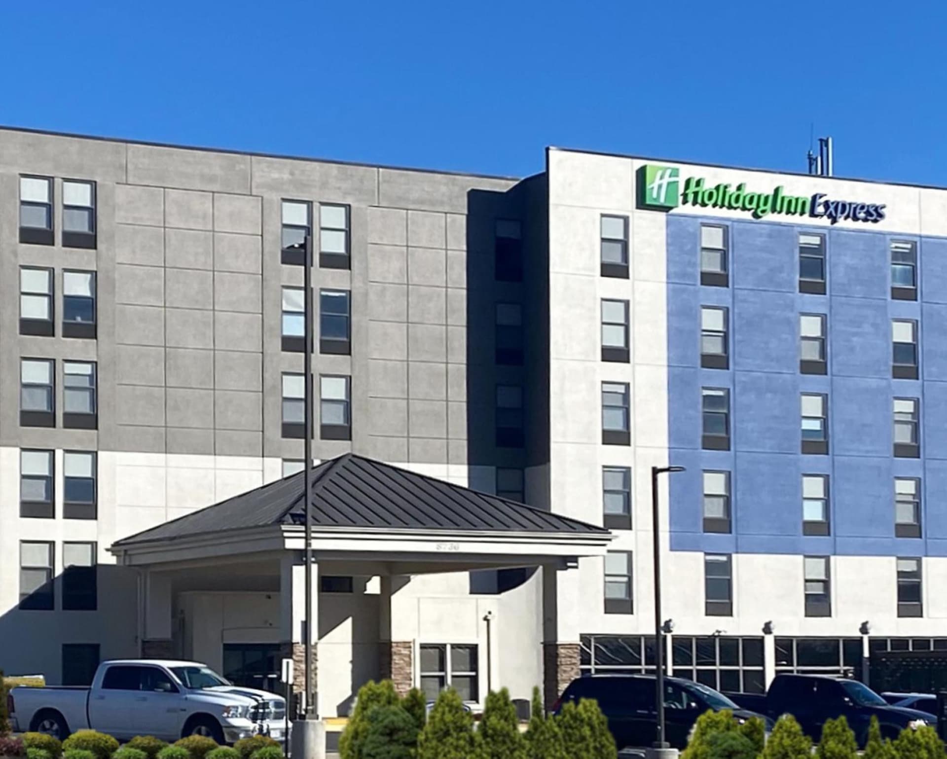Holiday Inn Express & Suites Central Omaha by IHG — hotel in Omaha, Nebraska