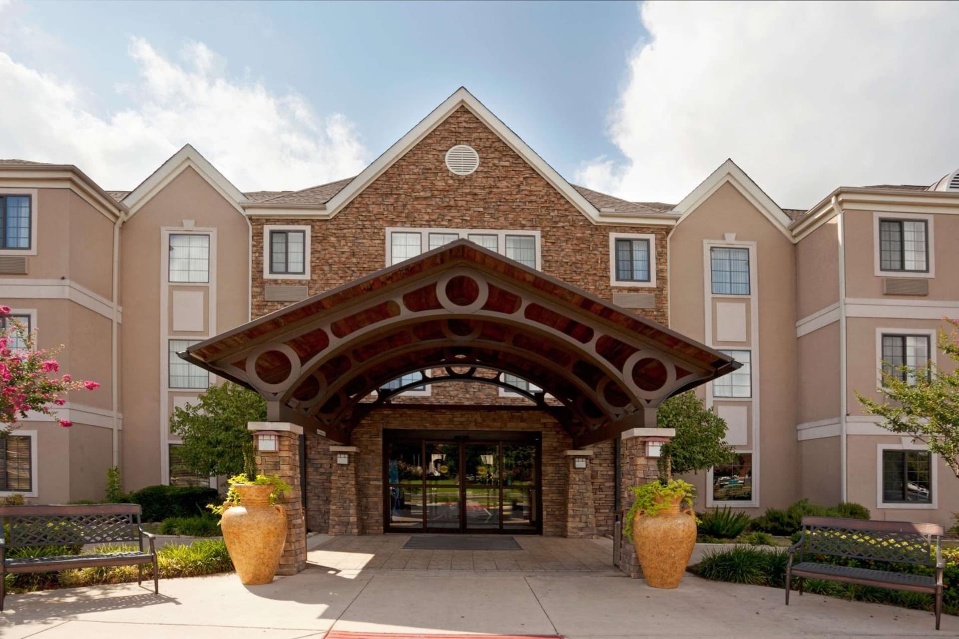 Sonesta ES Suites San Antonio Northwest Medical Center property views in San Antonio, TX — gallery photo 3
