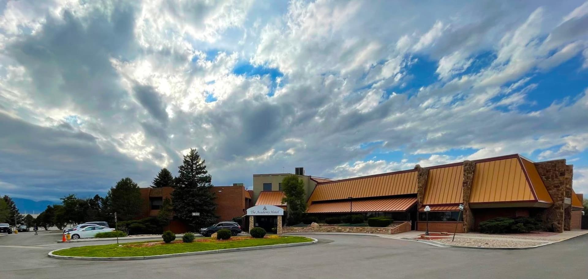 The Academy Hotel Colorado Springs — hotel in Colorado Springs, Colorado