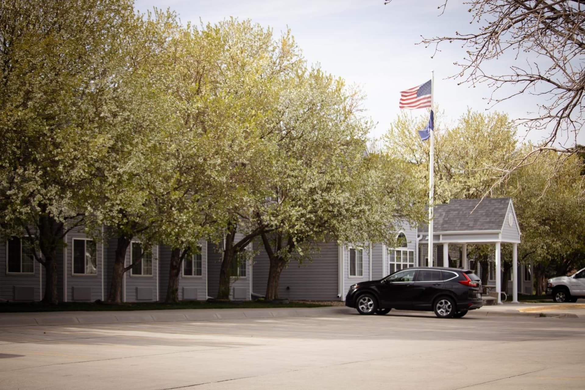 Monument Inn & Suites — hotel in Gering, Nebraska