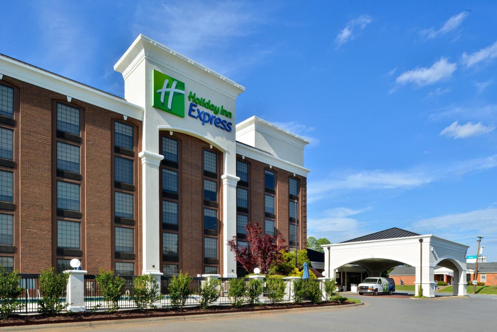 Holiday Inn Express Winston-Salem Medical Ctr Area — hotel in Winston-Salem, North Carolina
