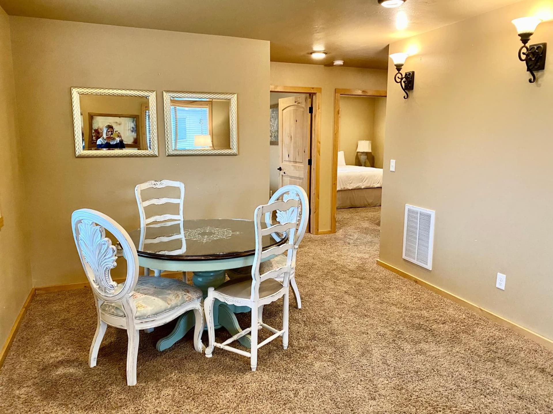The Raspberry Garden Luxury Hotel & Suites — hotel in Rexburg, Idaho