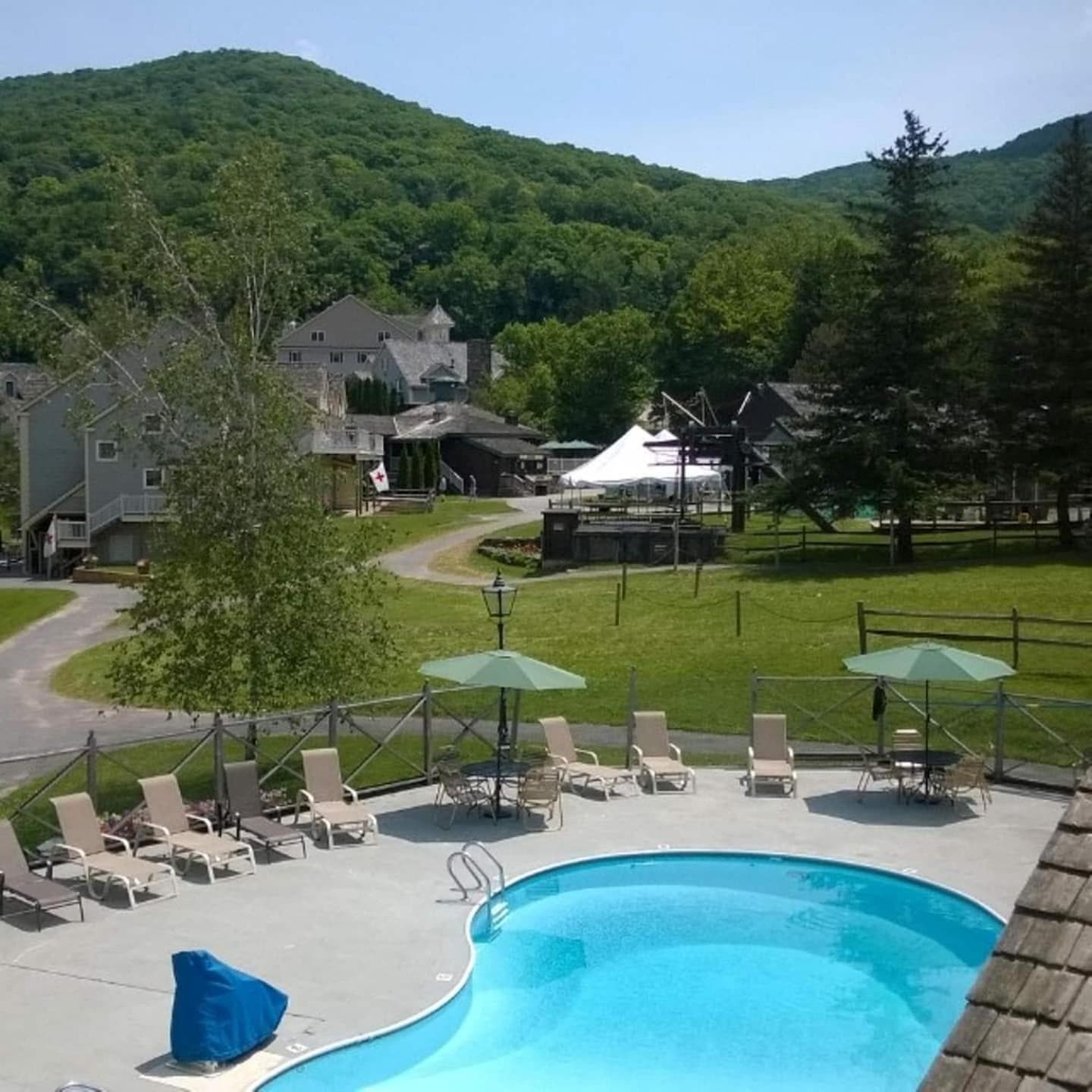 Disney Magic at Jiminy Mountain — hotel in Hancock, Michigan
