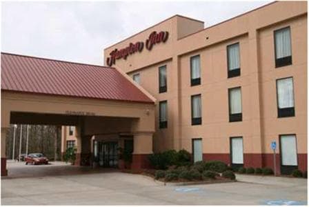 Hampton Inn Laplace featured exterior or lobby in Laplace, LA — similar hotel