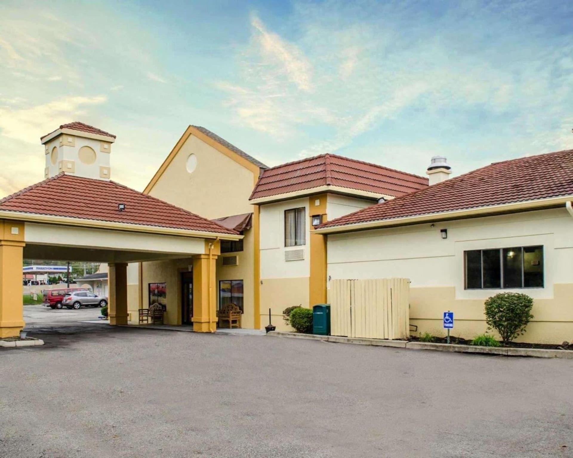 Quality Inn & Suites Medina - Akron West — hotel in Medina, Ohio