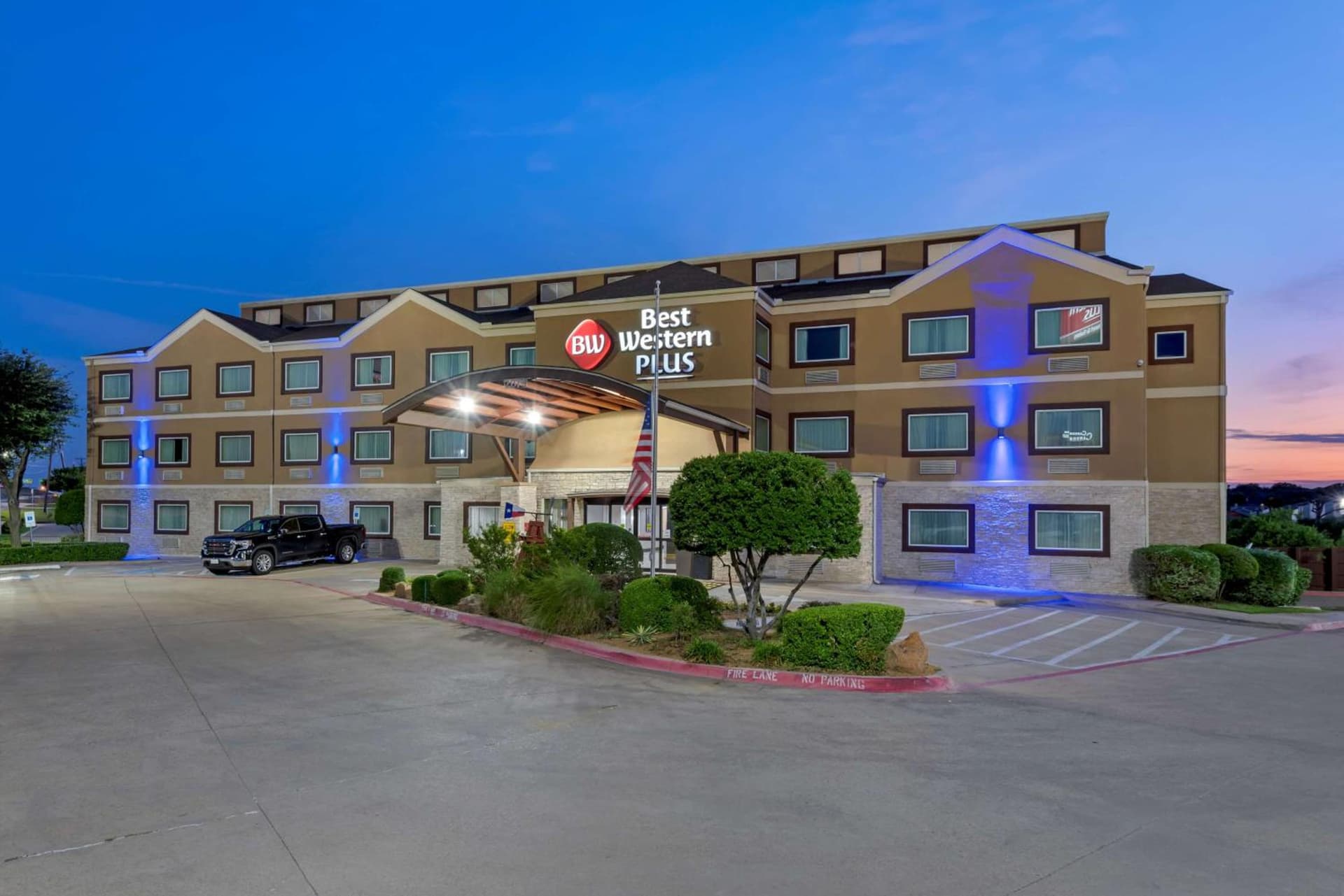 Best Western Plus Arlington North Hotel & Suites — hotel in Arlington, Texas