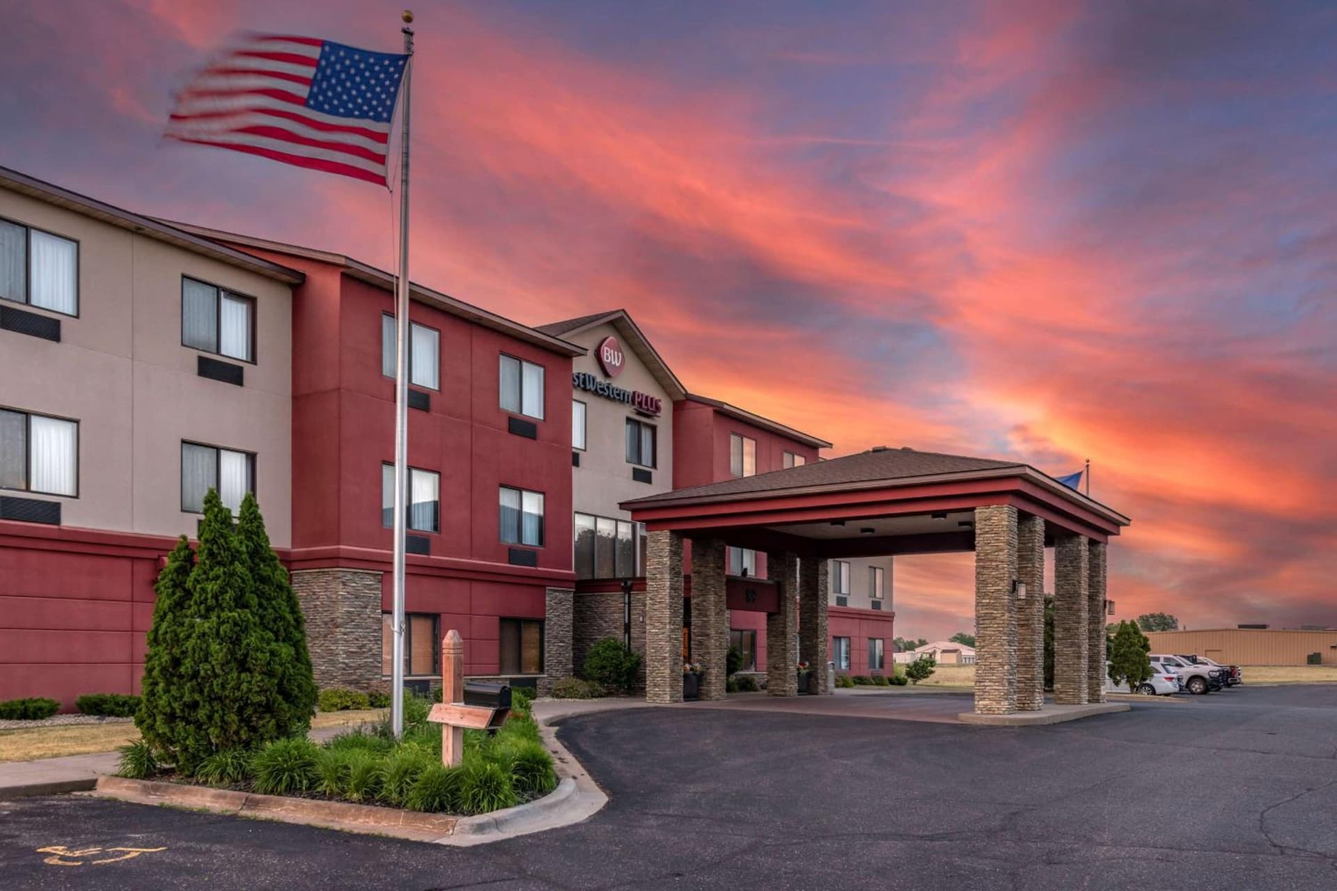 Best Western Plus Chelsea Hotel — hotel in Monticello, Minnesota