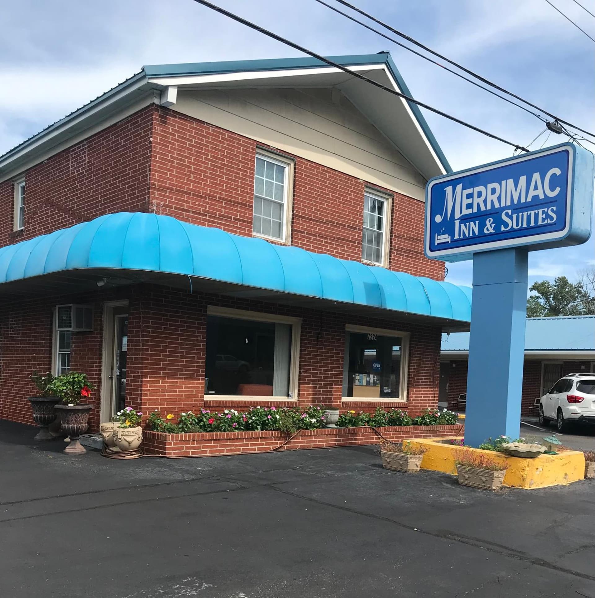MERRIMAC INN & SUITES featured exterior or lobby in Williamsburg, VA — similar hotel