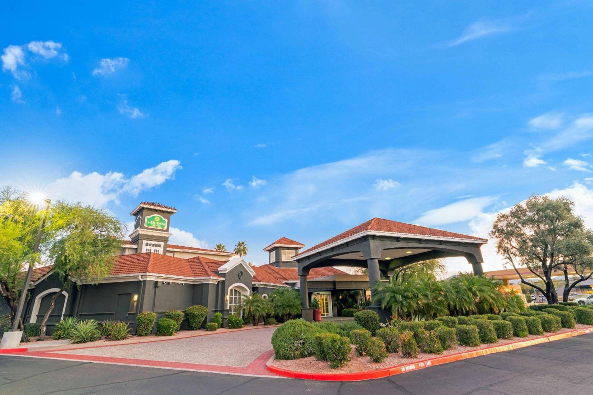 La Quinta Inn & Suites by Wyndham Phoenix Scottsdale — hotel in Scottsdale, Arizona