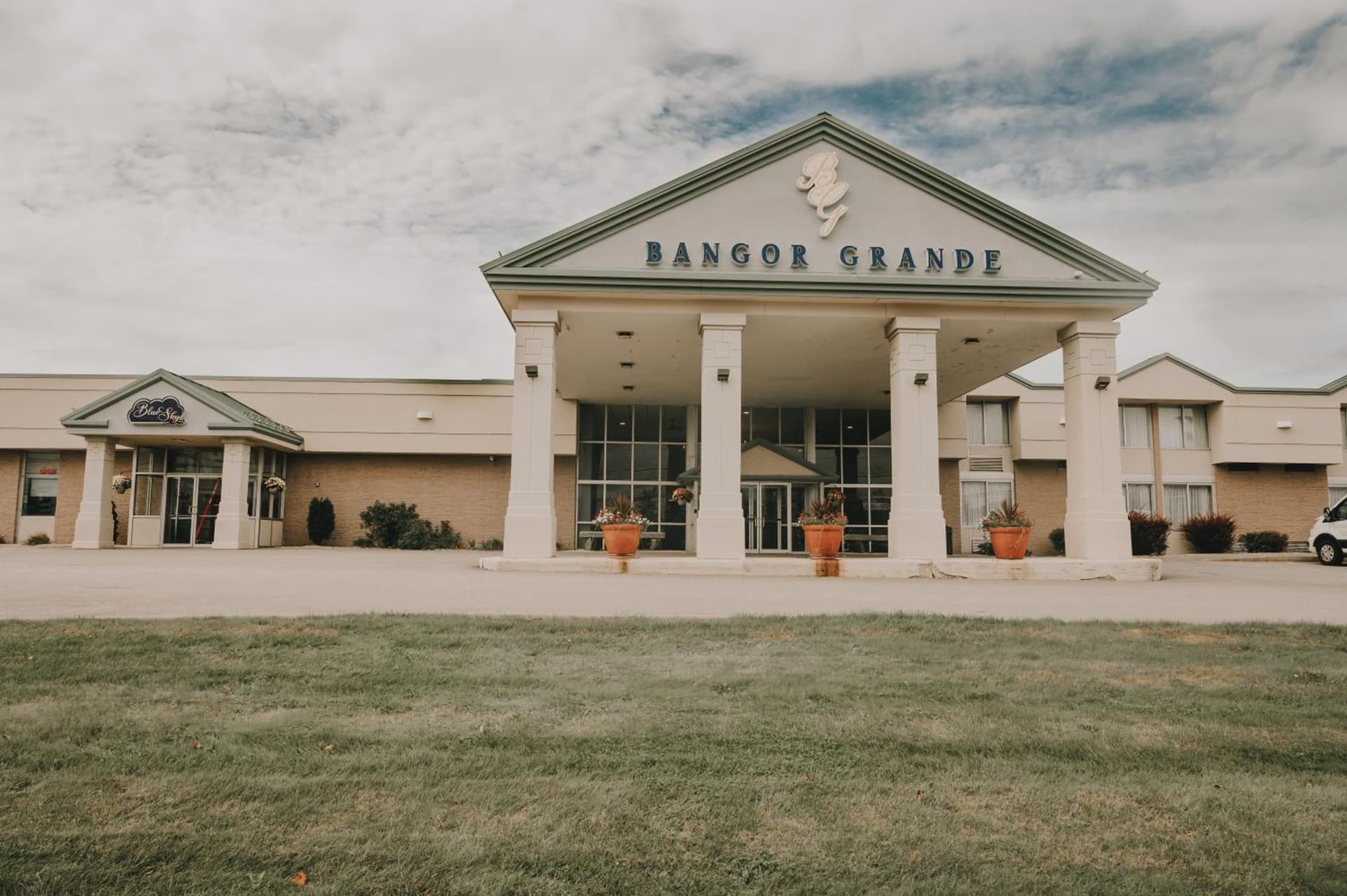 Bangor Grande Hotel — hotel in Bangor, Maine