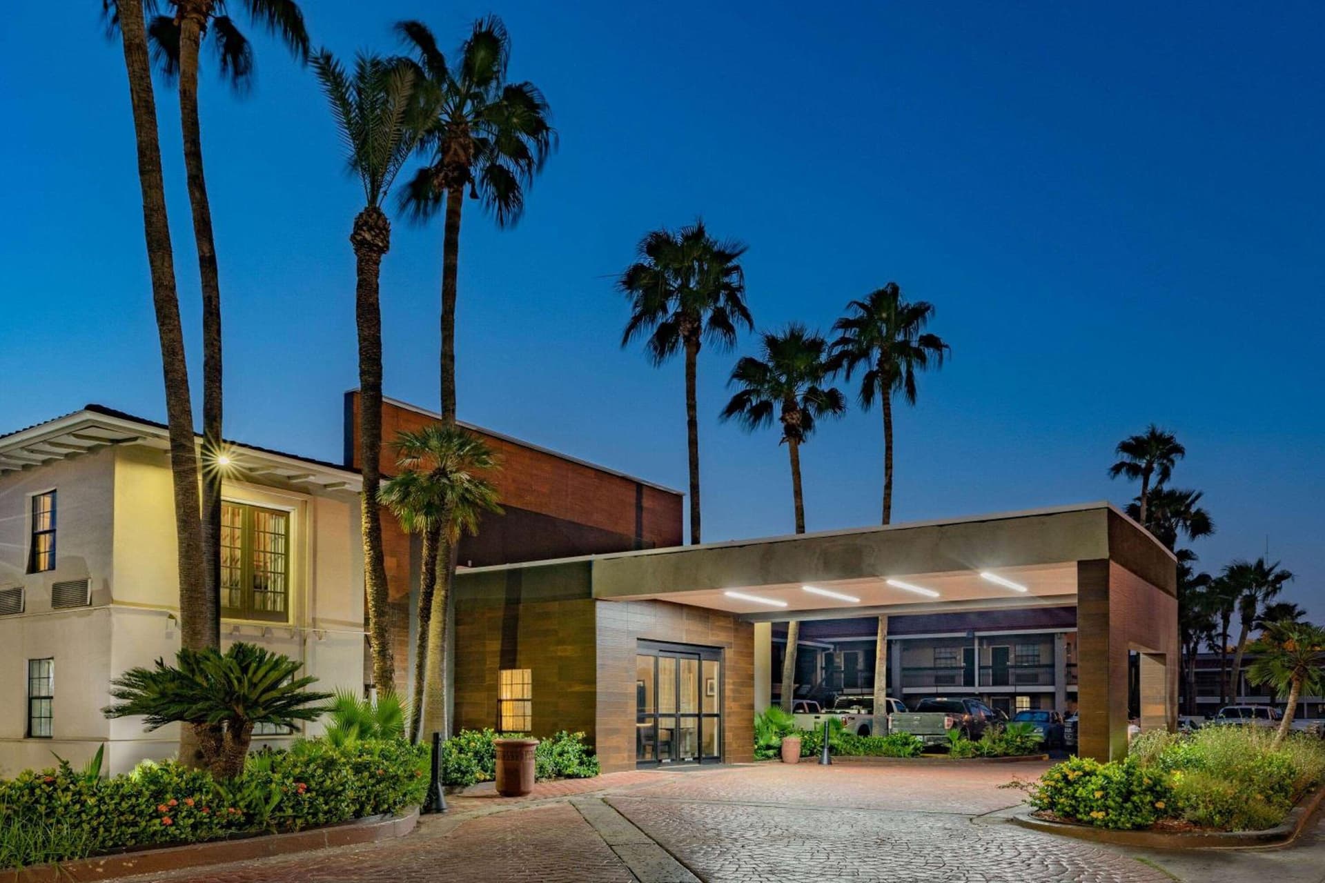 La Quinta Inn by Wyndham Laredo I-35 — hotel in Laredo, Texas