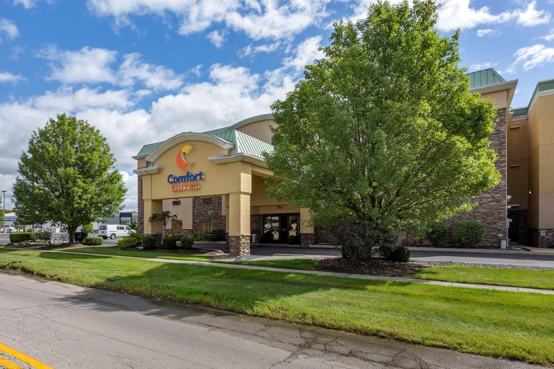Comfort Suites Perrysburg - Toledo South — hotel in Perrysburg, Ohio