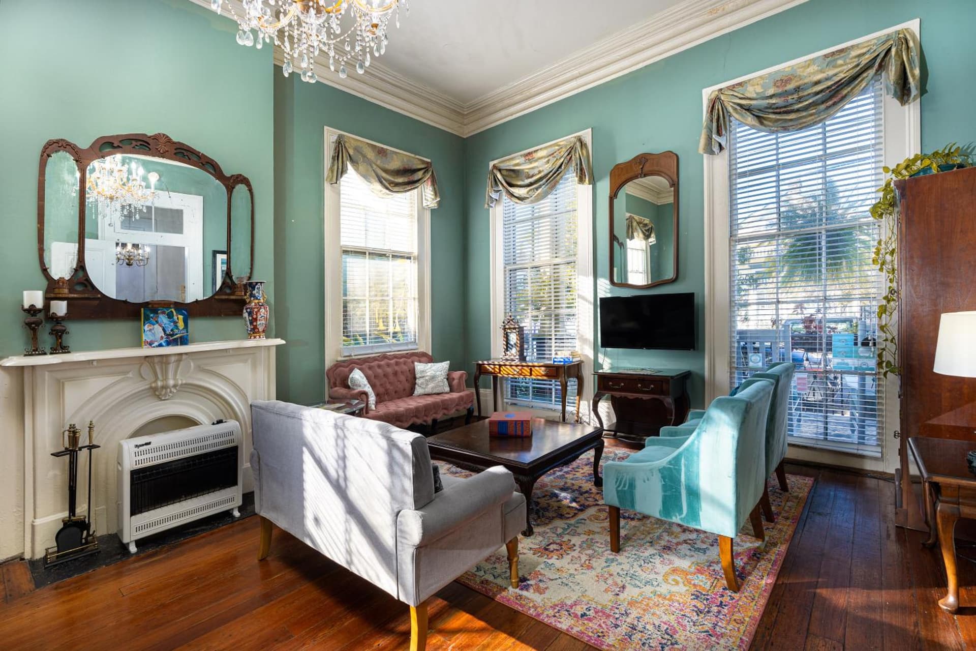 The Mansion on Royal interior in New Orleans, LA — gallery photo 2
