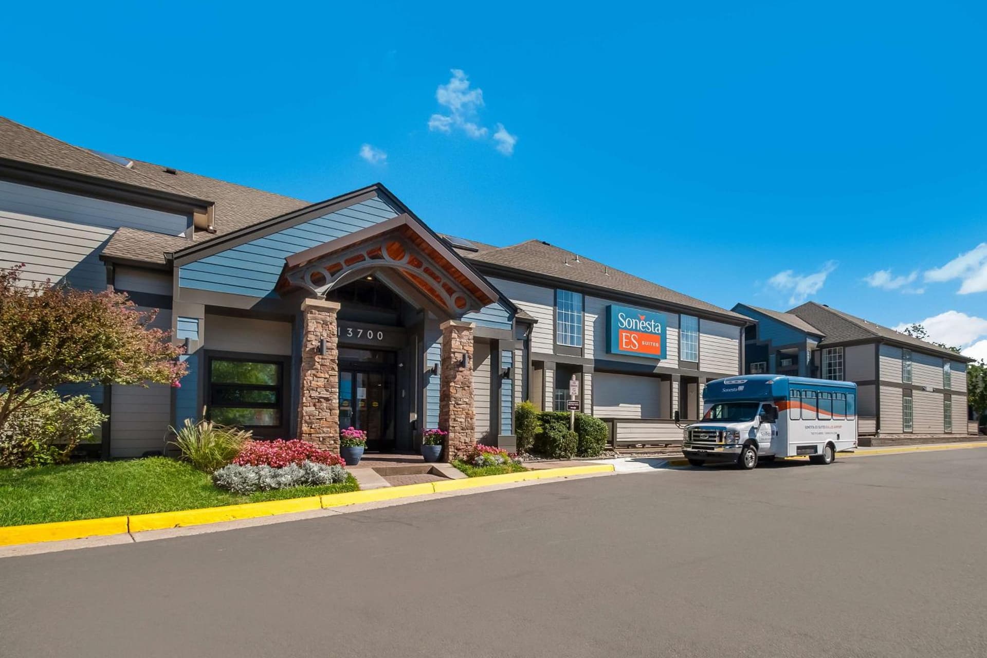 Sonesta ES Suites Dulles Airport — hotel in Herndon, Virginia