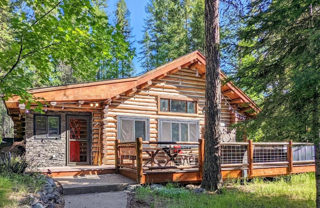 Hidden Moose featured exterior or lobby in Whitefish, MT — similar hotel