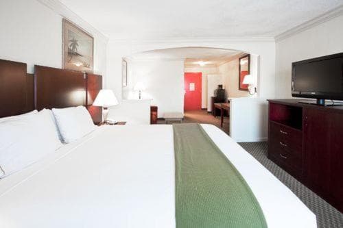 Holiday Inn Express & Suites Florida City-Gateway To Keys by IHG interior in Florida City, FL — gallery photo 2