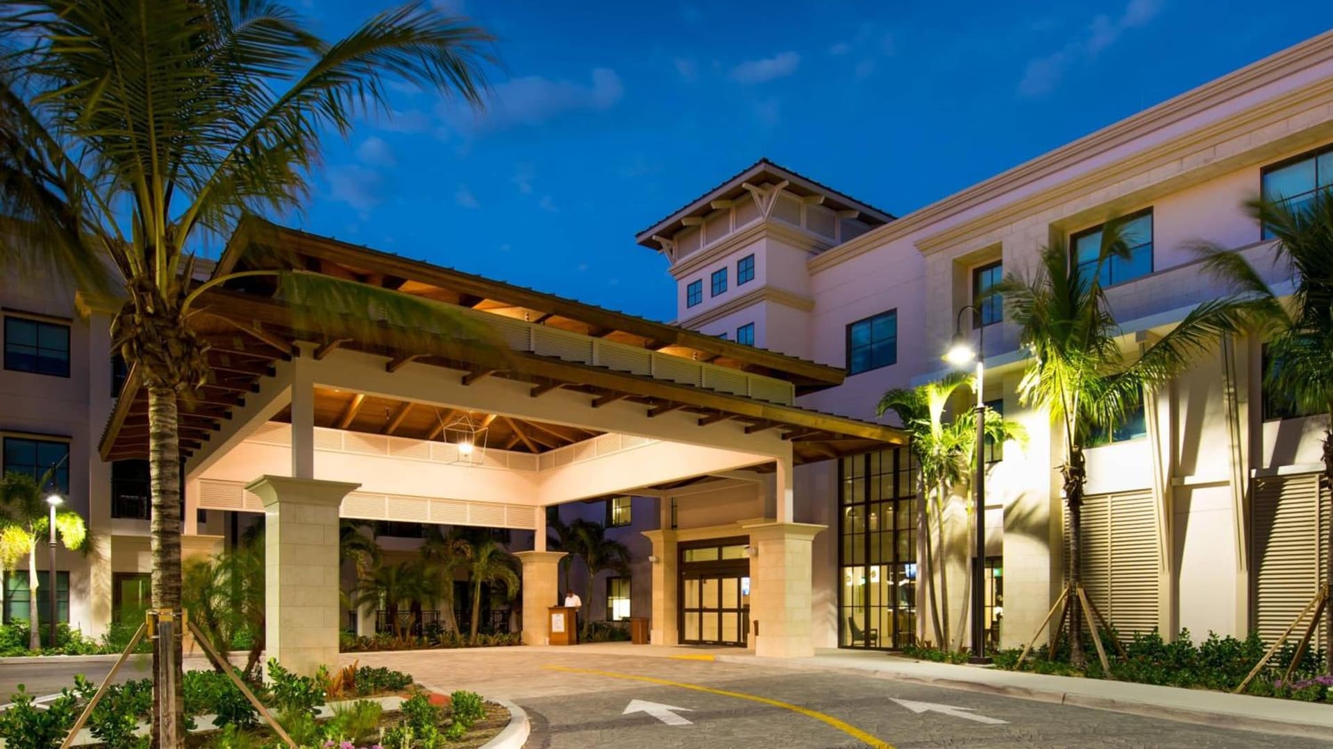 Hyatt House Naples 5th Avenue — hotel in Naples, Florida