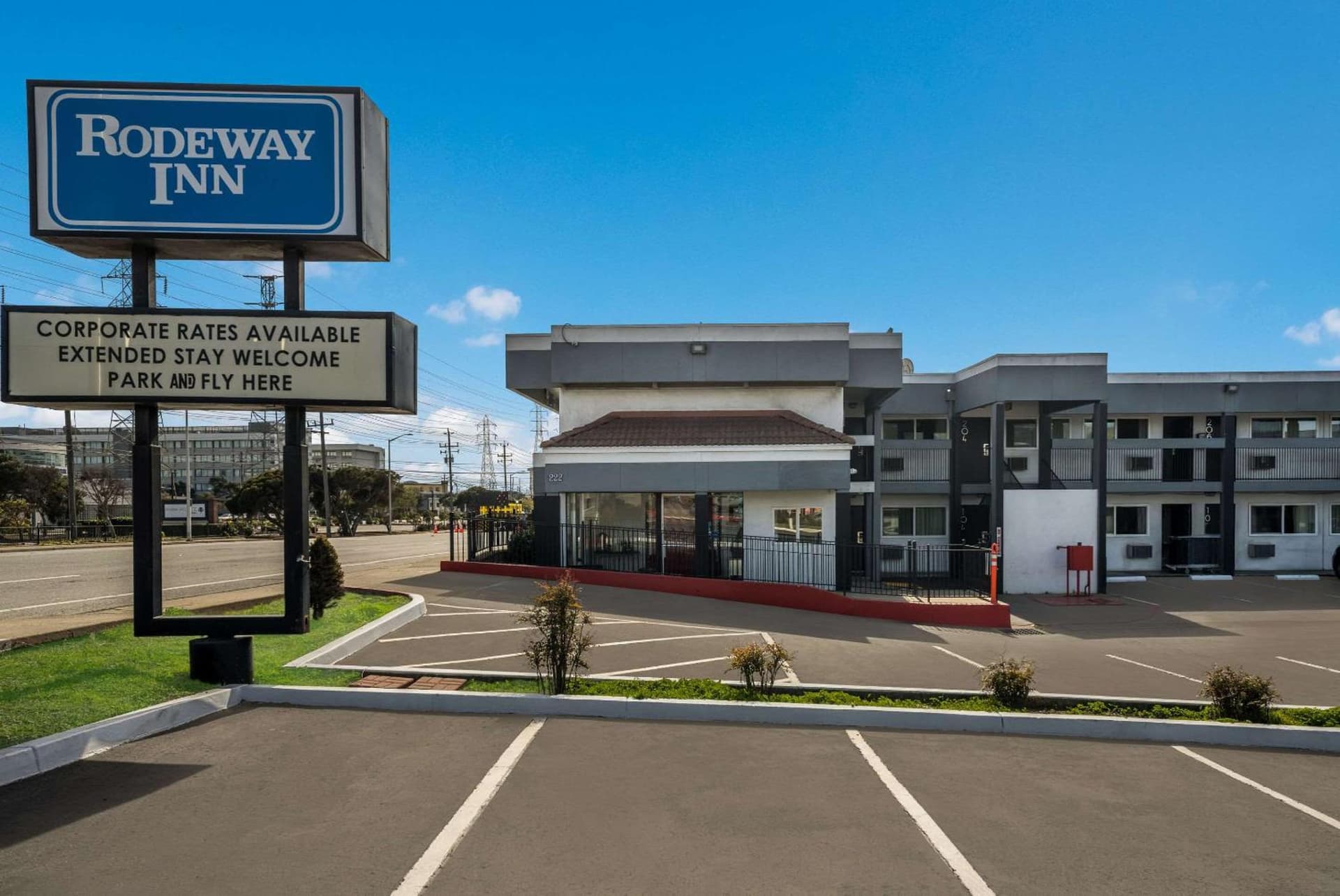 Rodeway Inn South San Francisco Airport interior in South San Francisco, CA — gallery photo 2