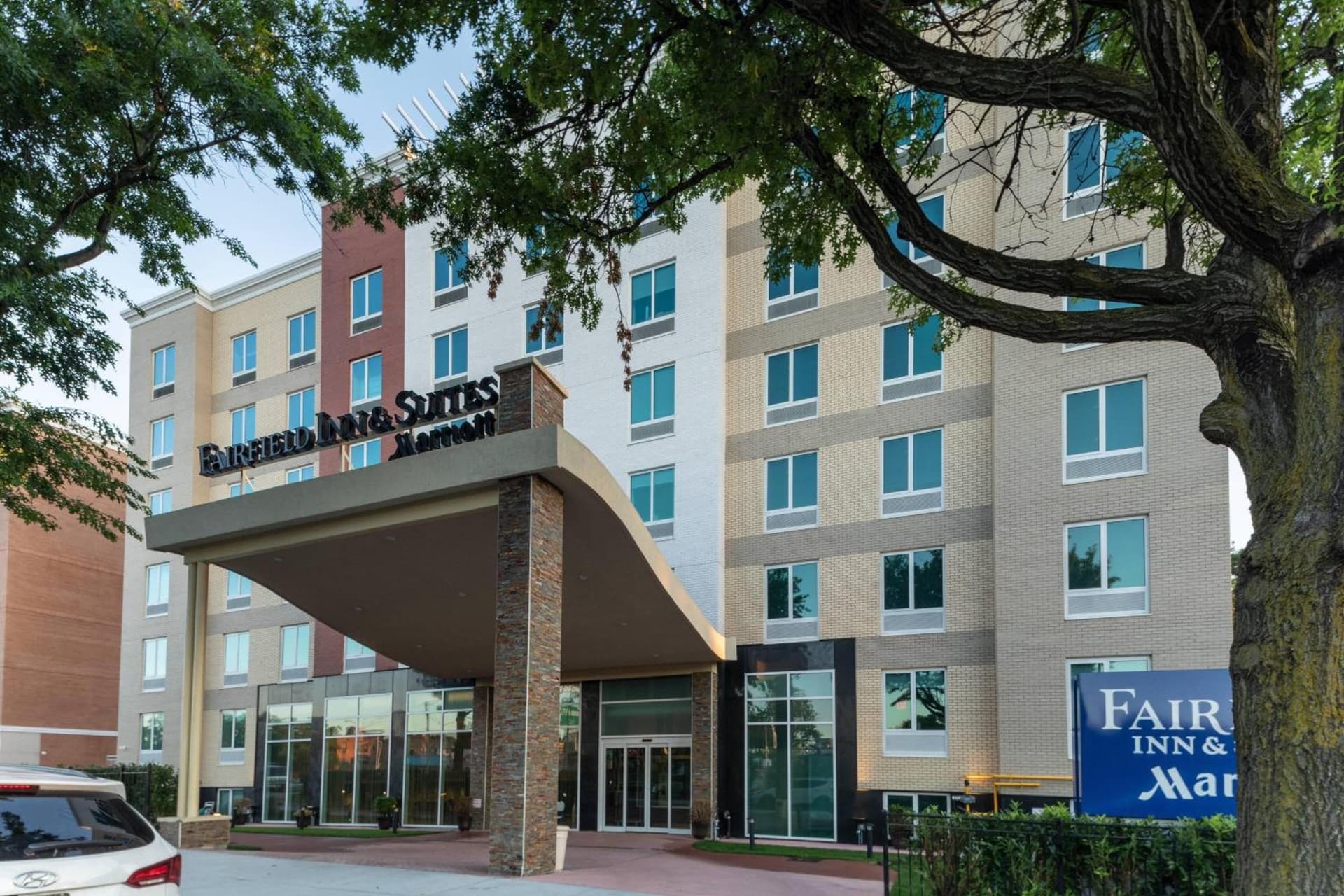 Fairfield Inn & Suites by Marriott New York Queens/Fresh Meadows — hotel in Queens, New York