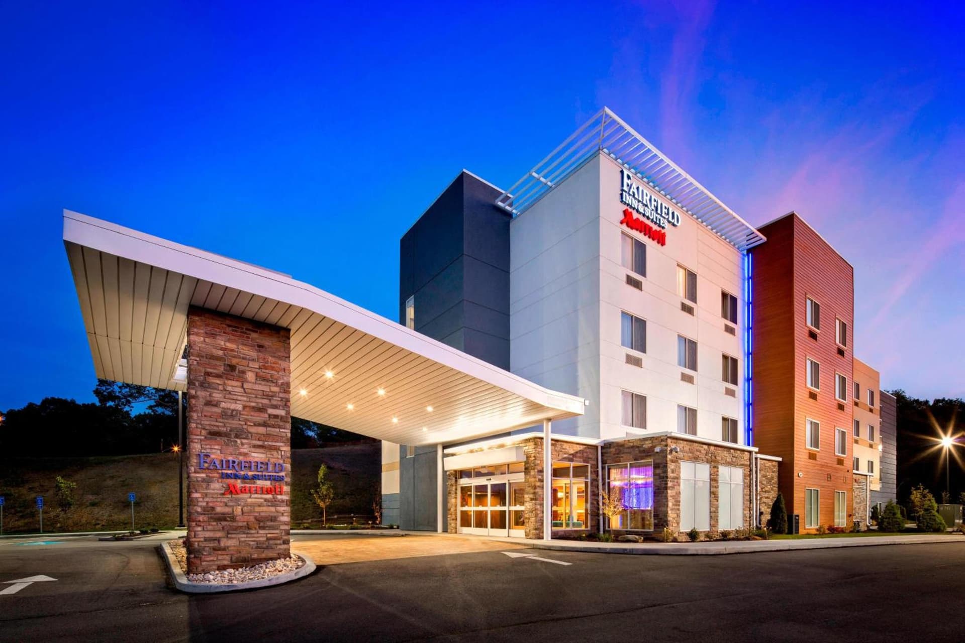 Fairfield Inn and Suites by Marriott Monaca — hotel in Monaca, Pennsylvania