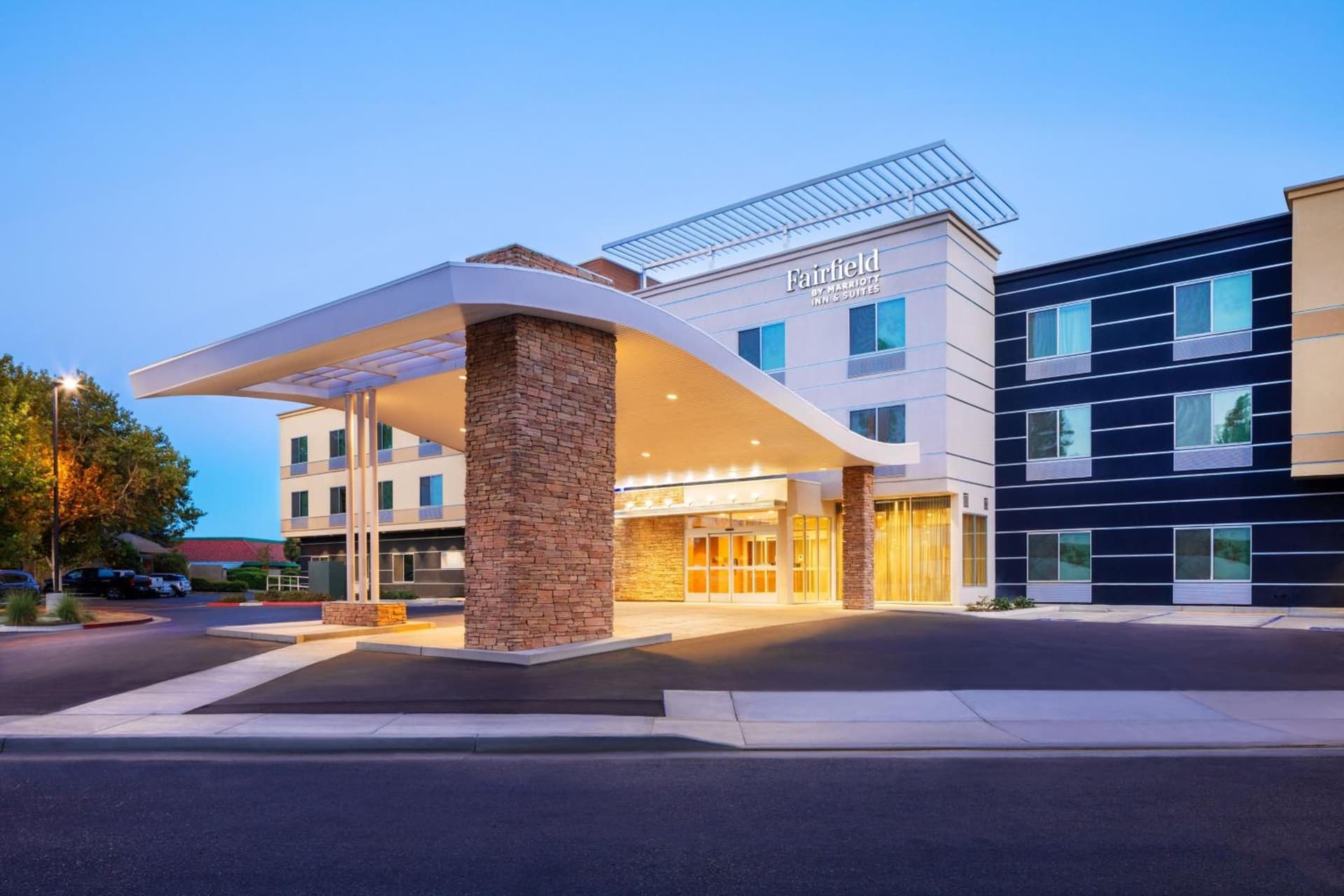 Fairfield Inn & Suites by Marriott Fresno North/Shaw Avenue — hotel in Fresno, California
