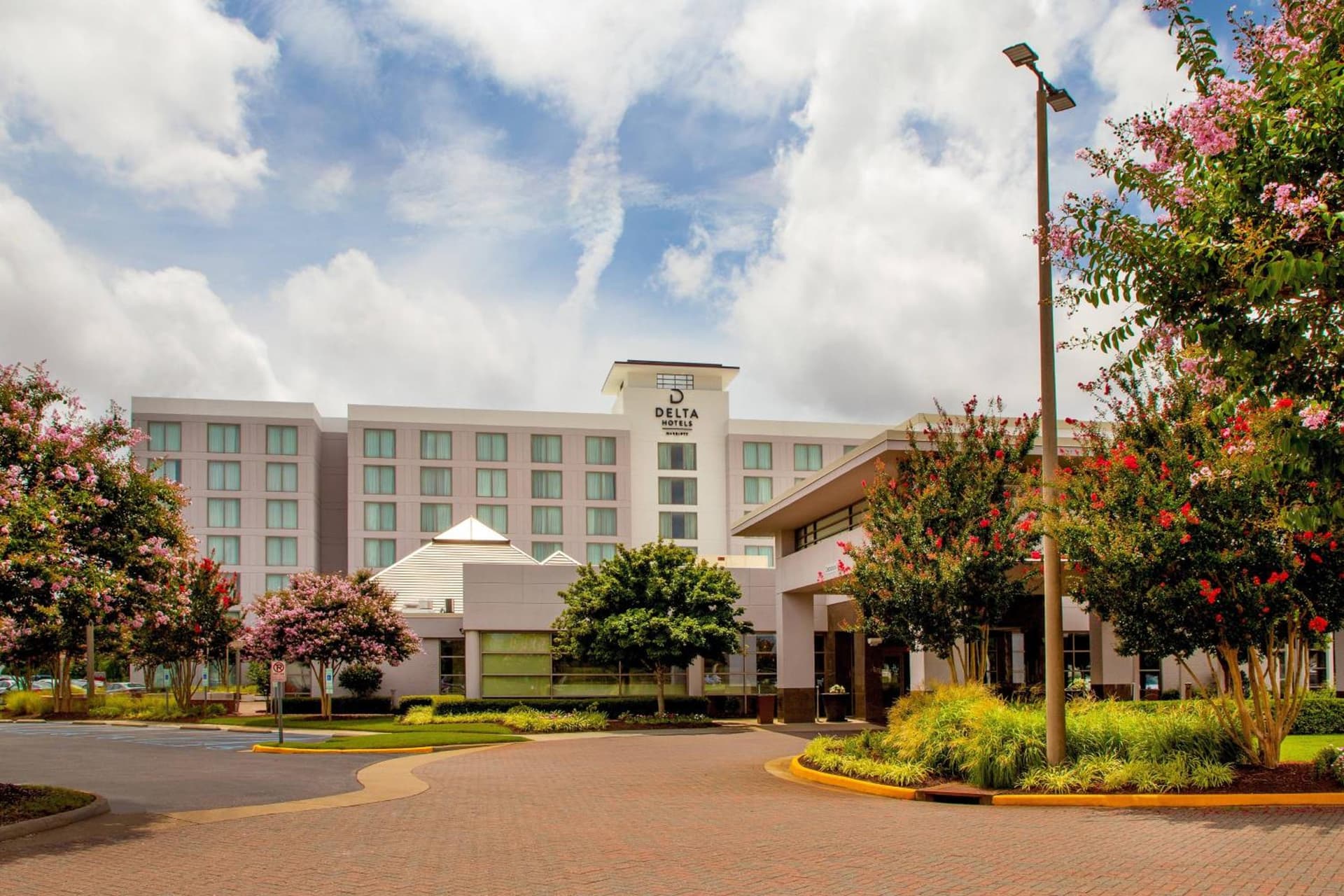 Delta Hotels by Marriott Chesapeake Norfolk — hotel in Chesapeake, Virginia