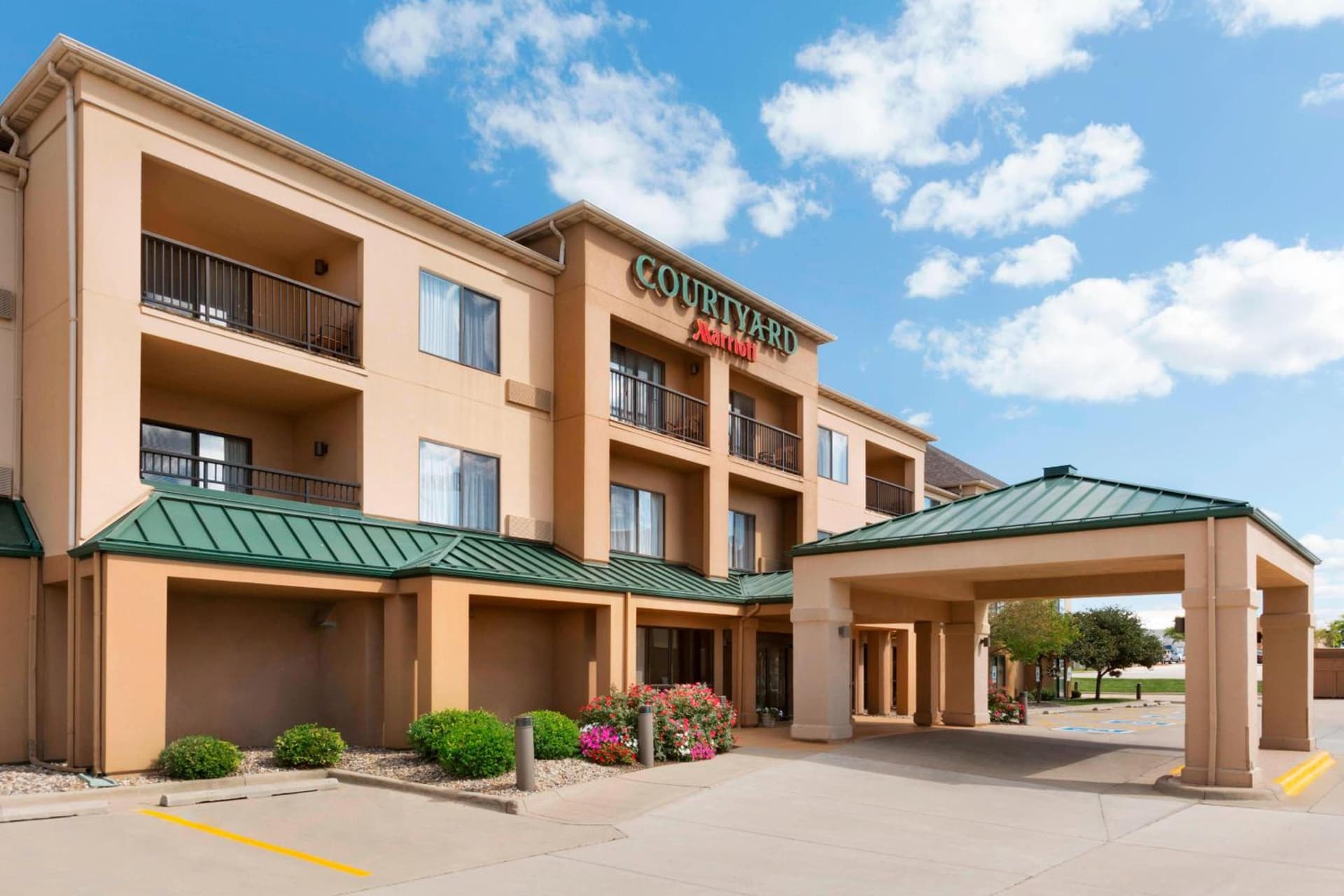 Courtyard by Marriott Bloomington Normal — hotel in Bloomington, Illinois