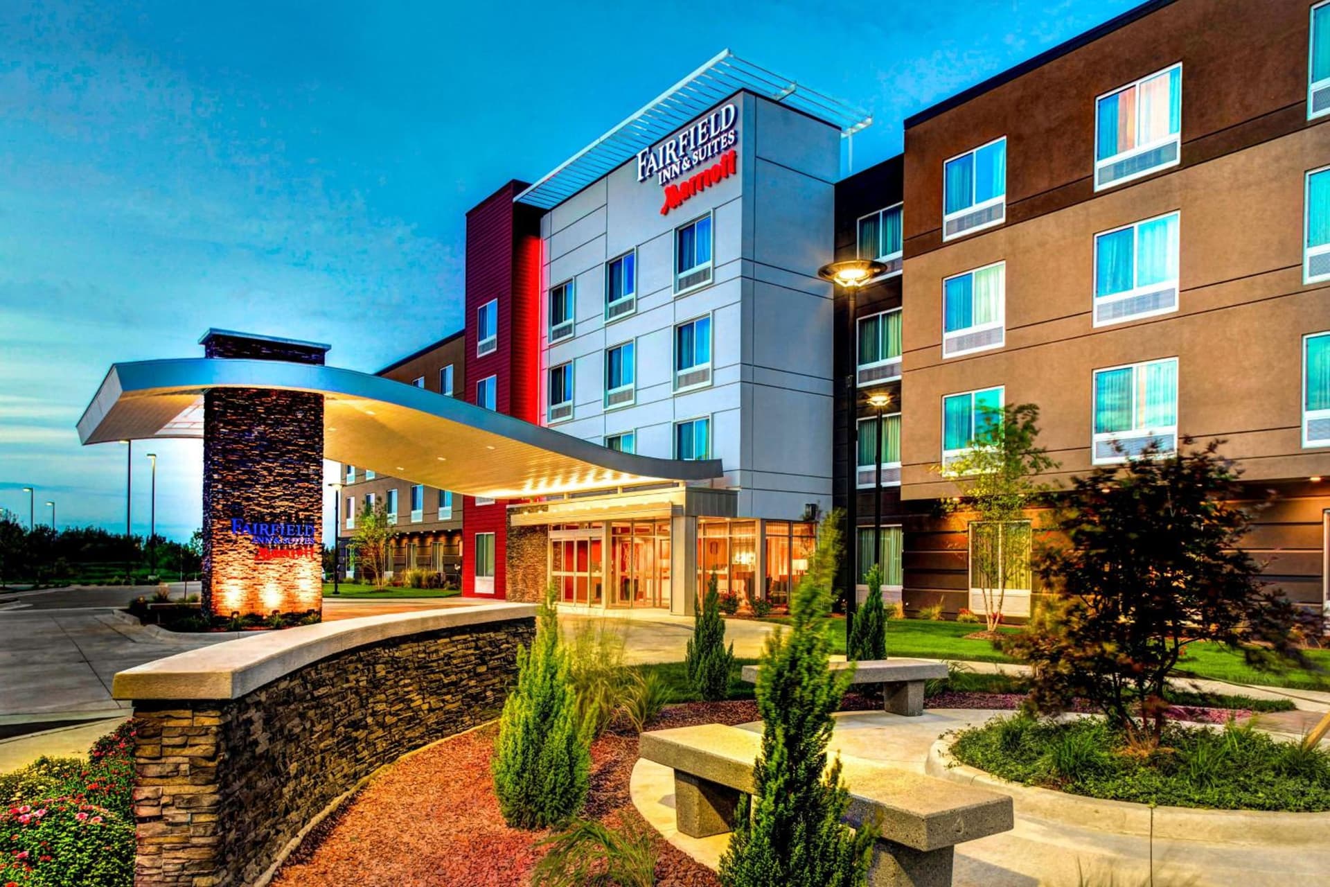 Fairfield Inn & Suites by Marriott Lansing at Eastwood — hotel in Lansing, Michigan