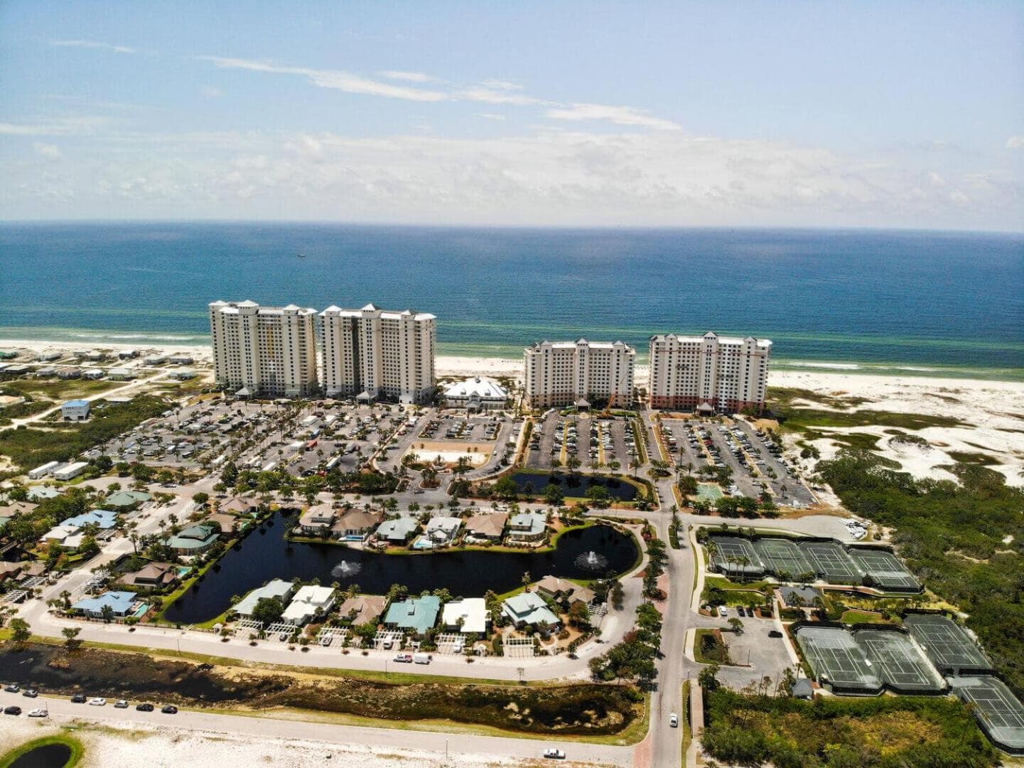 Beach Club 1606D by ALBVR - Beautiful Beachfront Condo has incredible views & so much space! — hotel in Highland, New York
