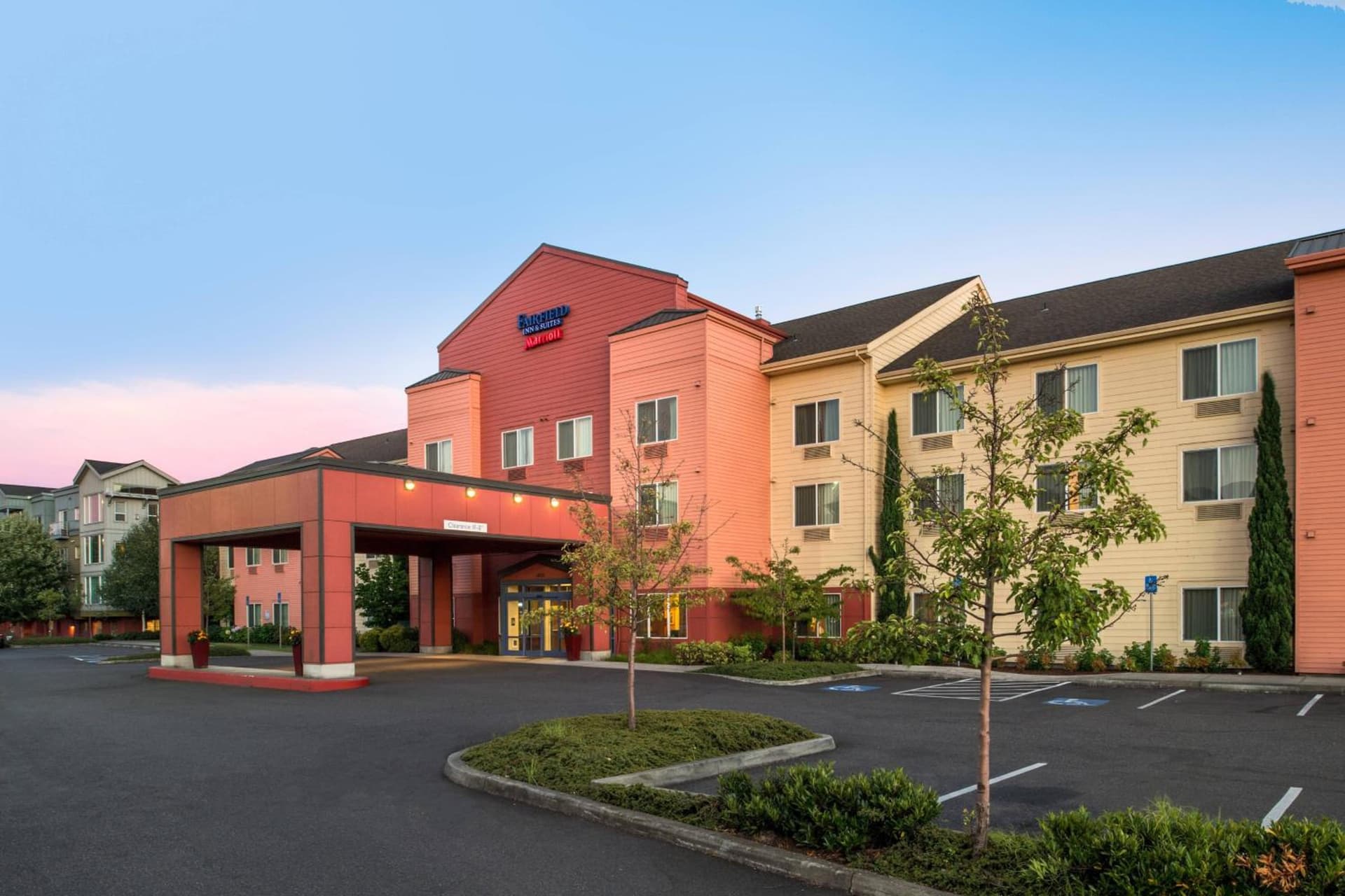 Fairfield Inn & Suites by Marriott Portland North featured exterior or lobby in Portland, OR — similar hotel