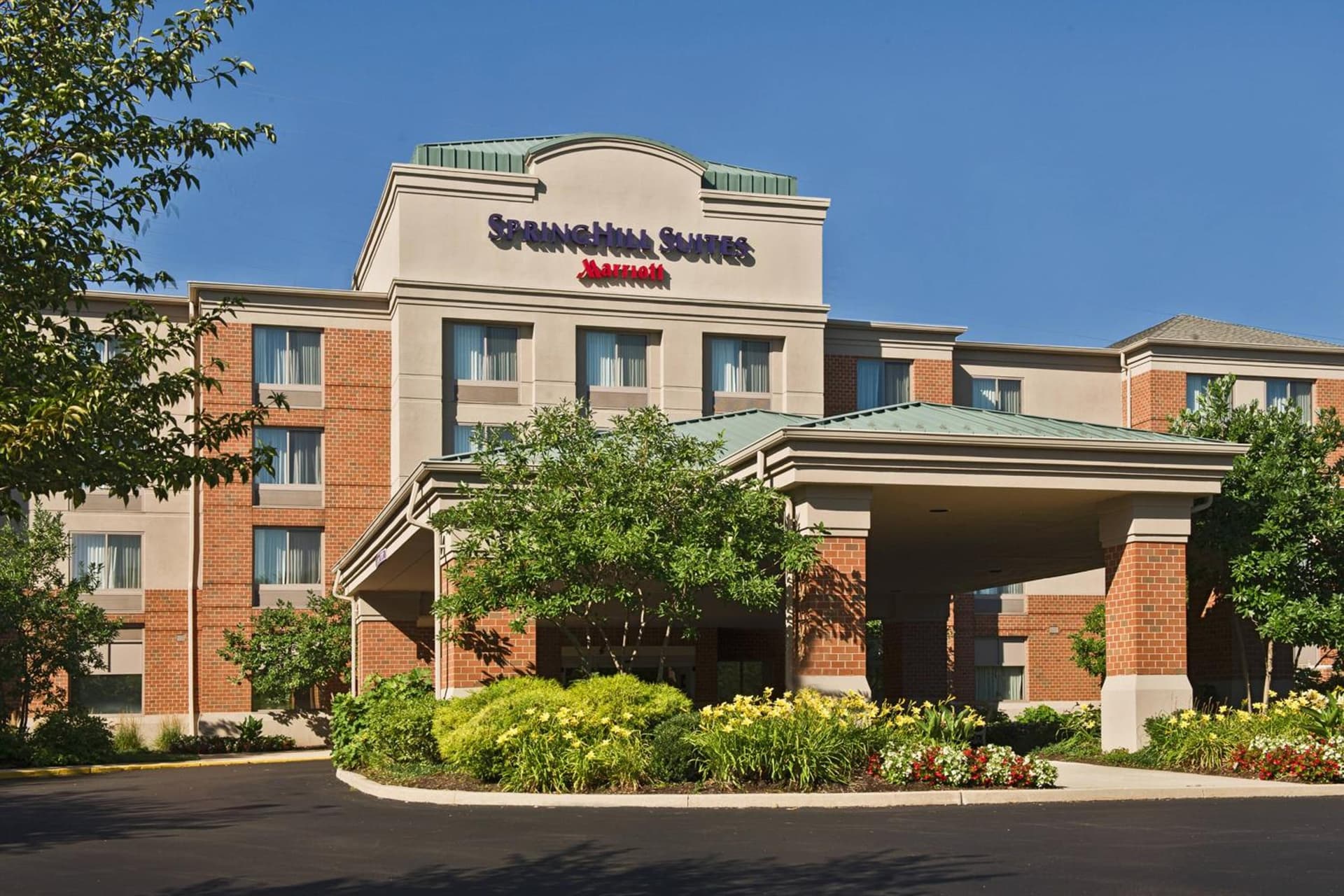Willow Grove Inn by IHG featured exterior or lobby in Willow Grove, PA — similar hotel
