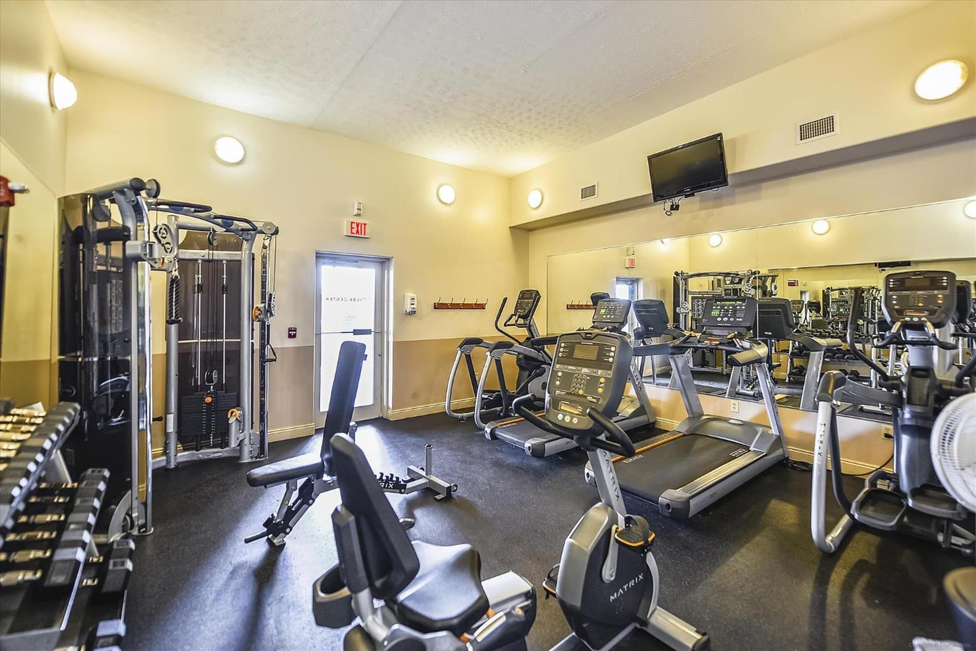 Treasure Island 2011 interior in Panama City Beach, FL — gallery photo 2