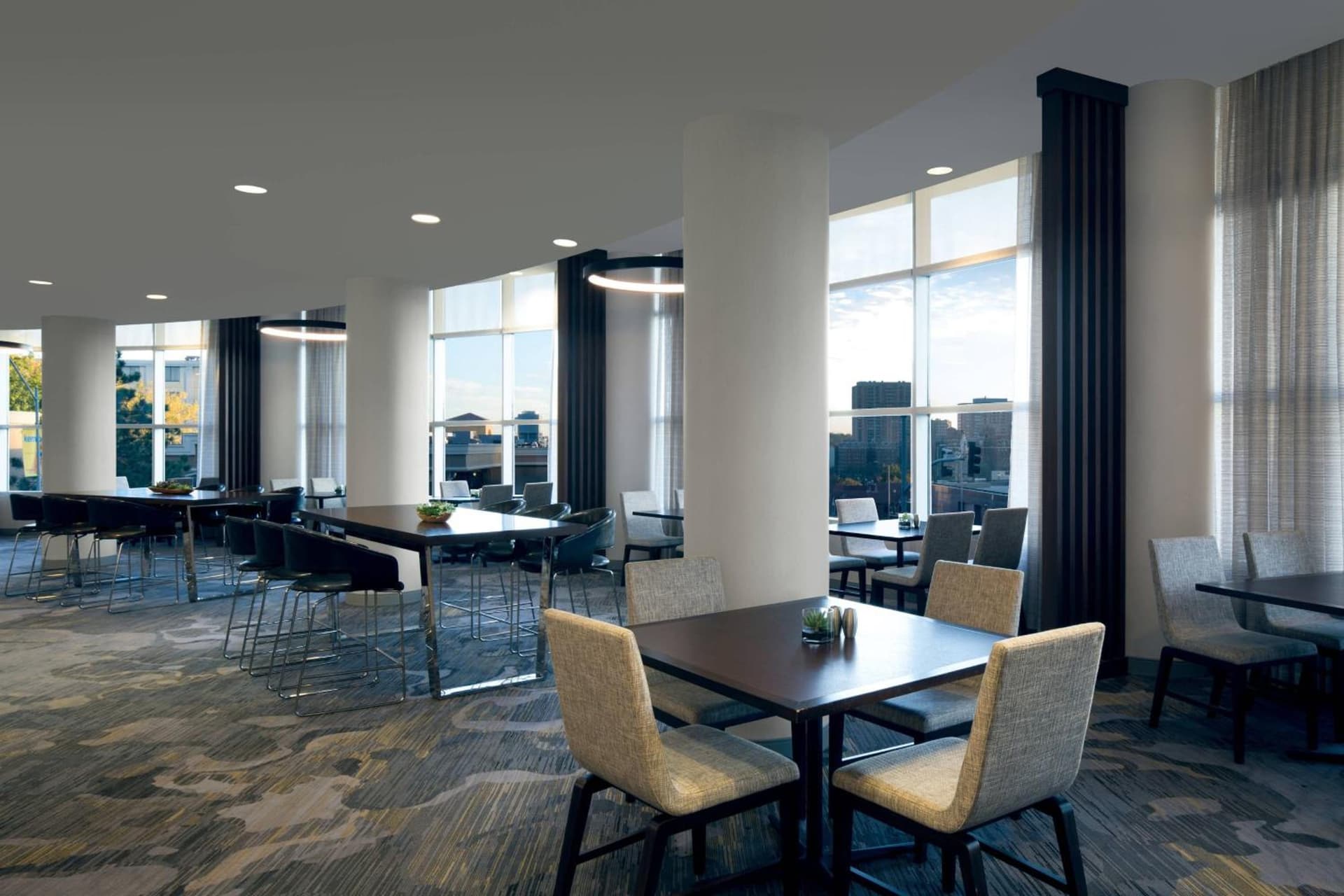 Kansas City Marriott Country Club Plaza — hotel in Kansas City, Missouri