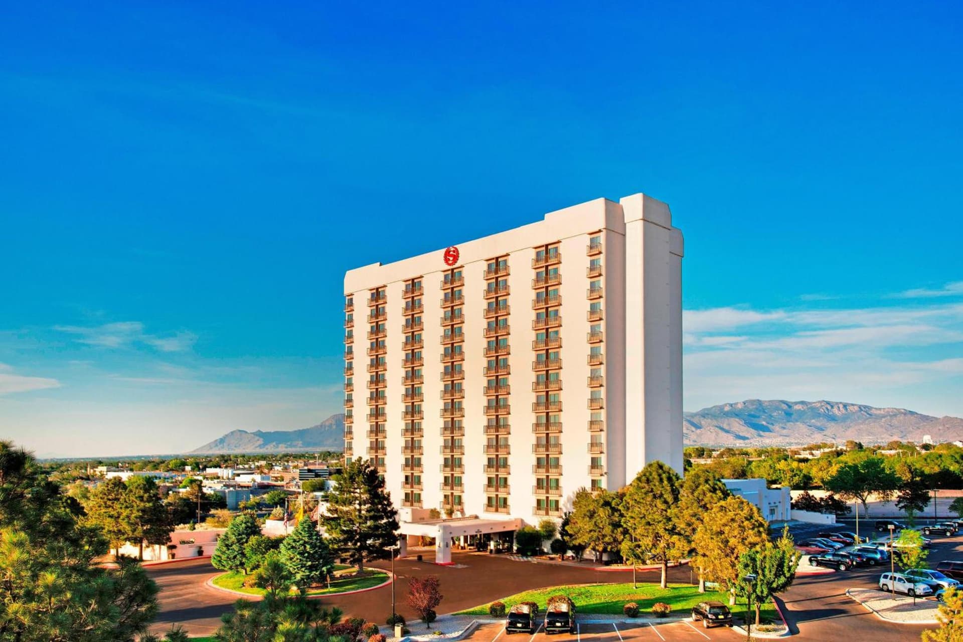 Sheraton Albuquerque Airport Hotel — hotel in Albuquerque, New Mexico