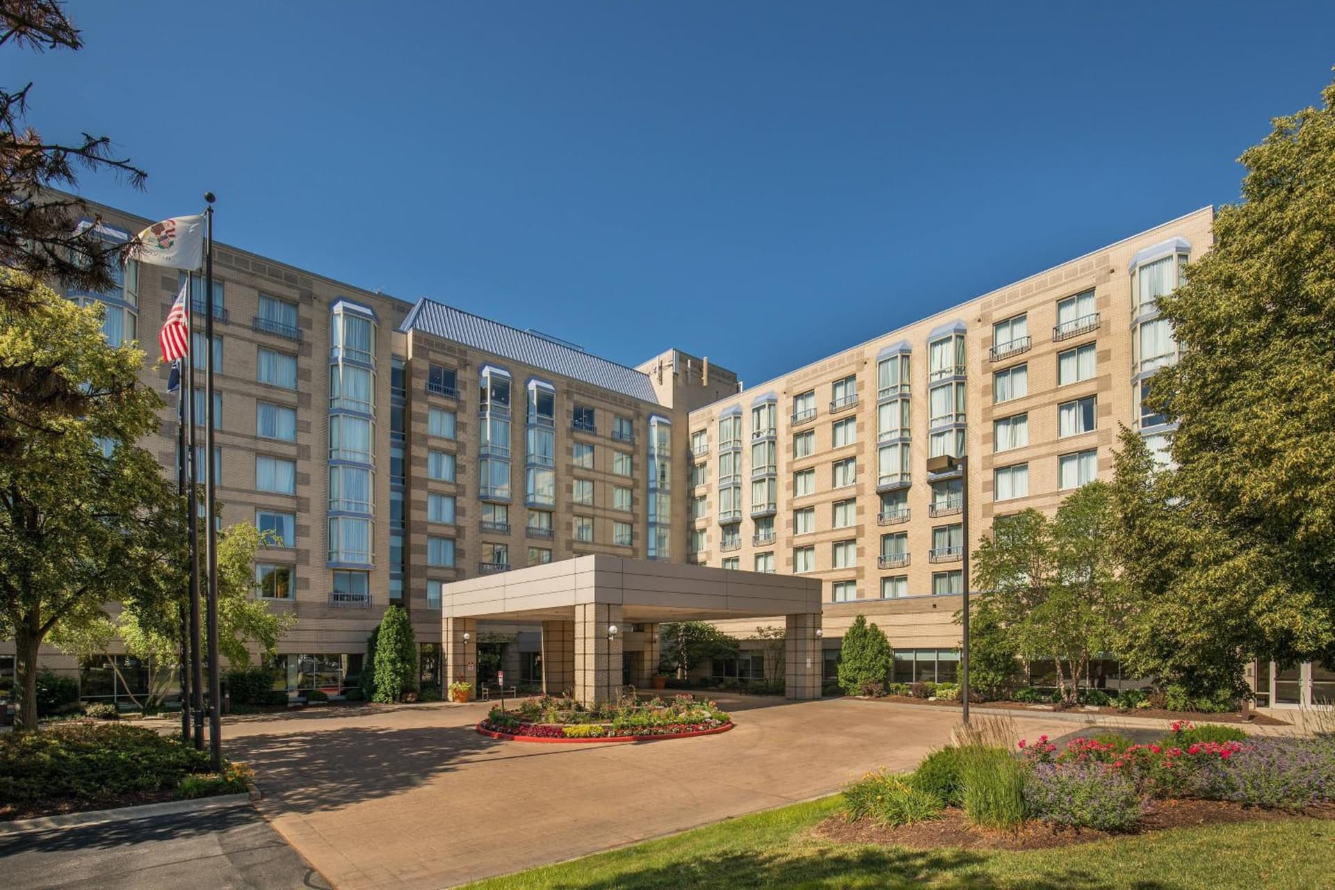 Sheraton Suites Chicago Elk Grove — hotel in Elk Grove Village, Illinois
