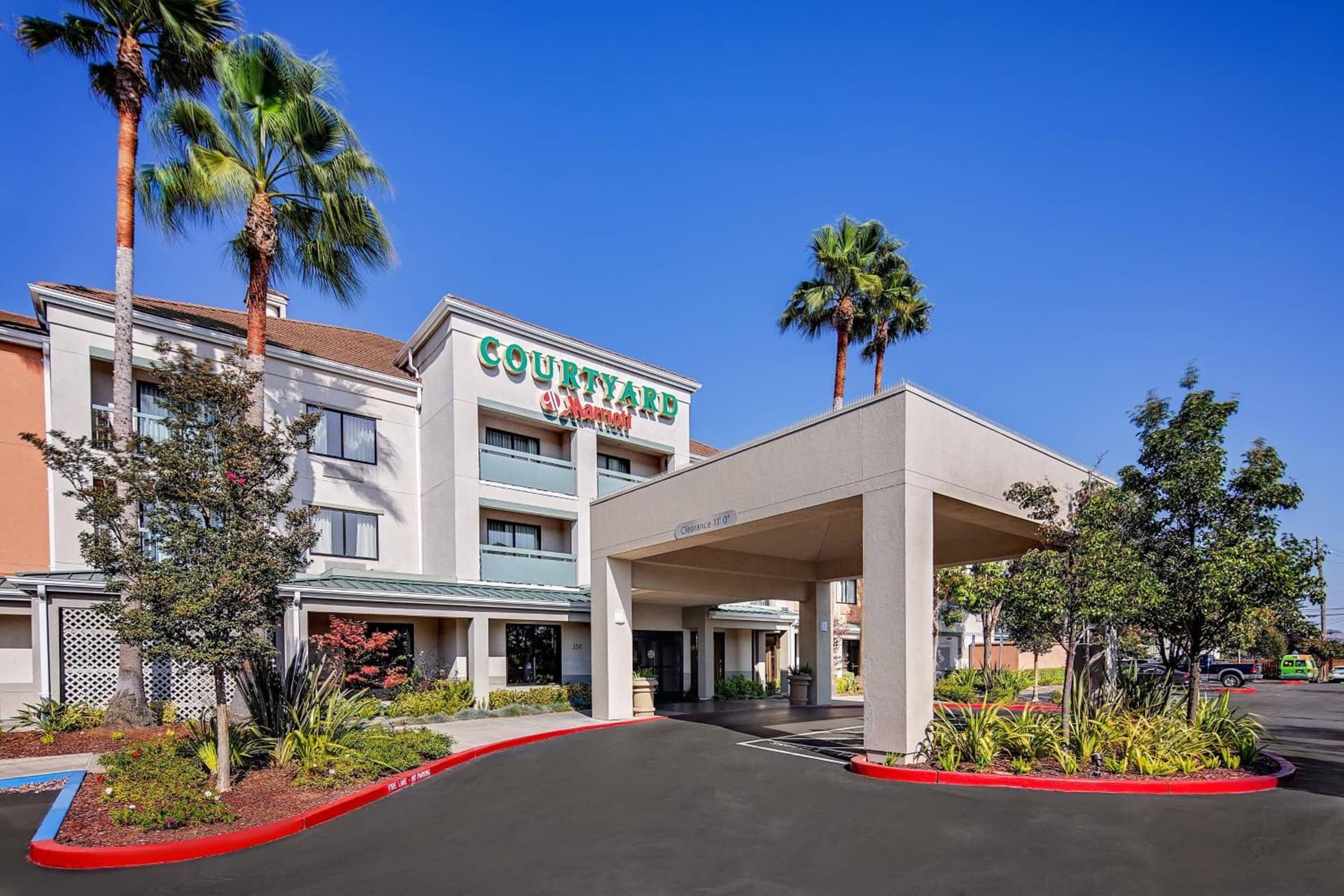 Courtyard by Marriott Oakland Airport — hotel in Oakland, California