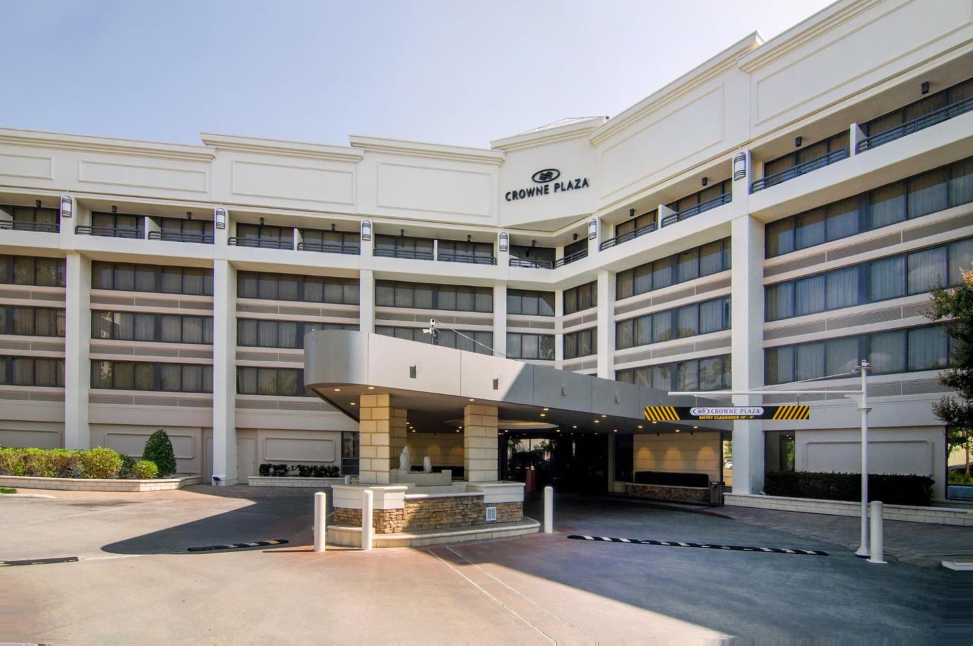 Crowne Plaza Executive Center Baton Rouge by IHG — hotel in Baton Rouge, Louisiana