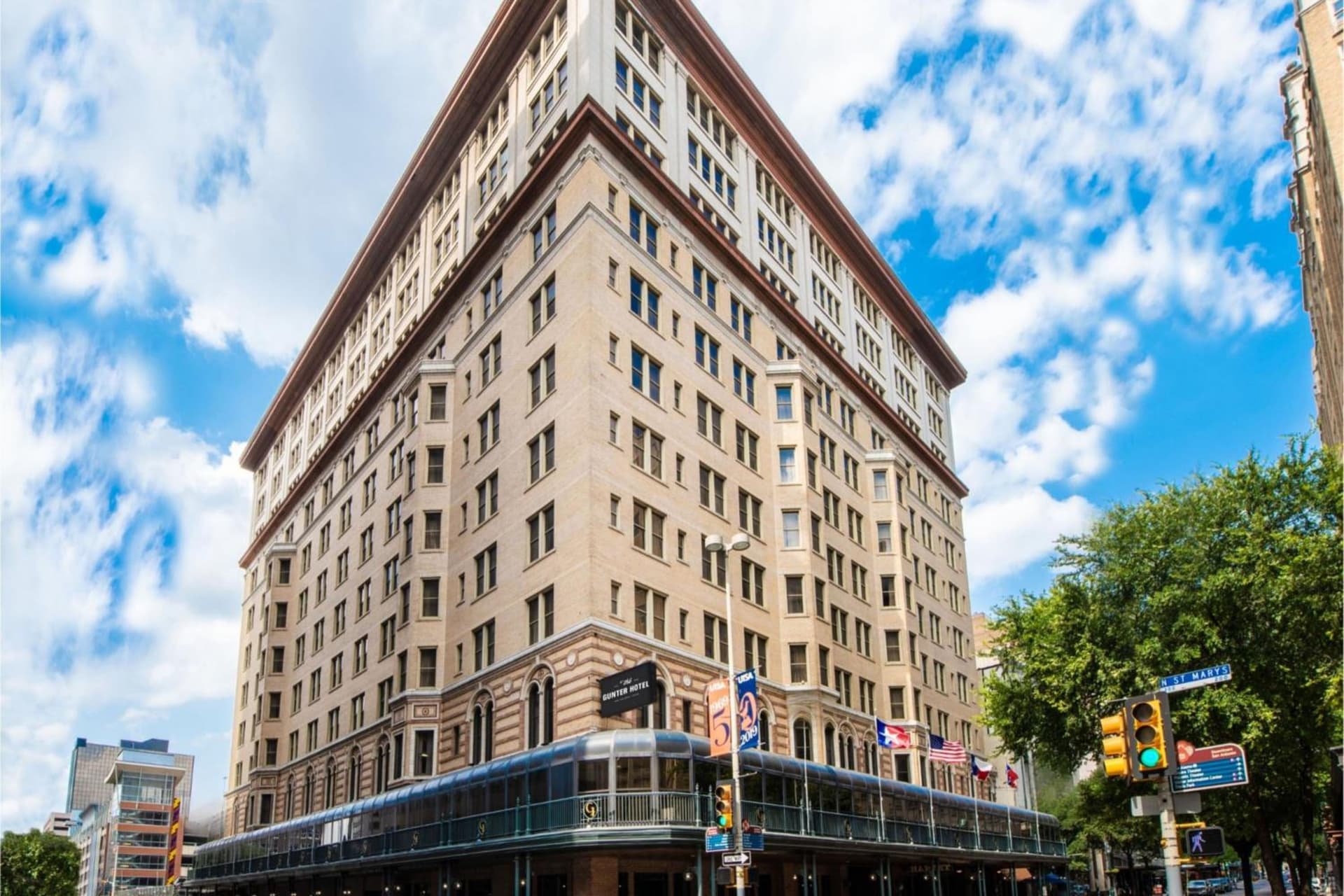 The Gunter Hotel San Antonio Riverwalk — hotel in San Antonio, Texas