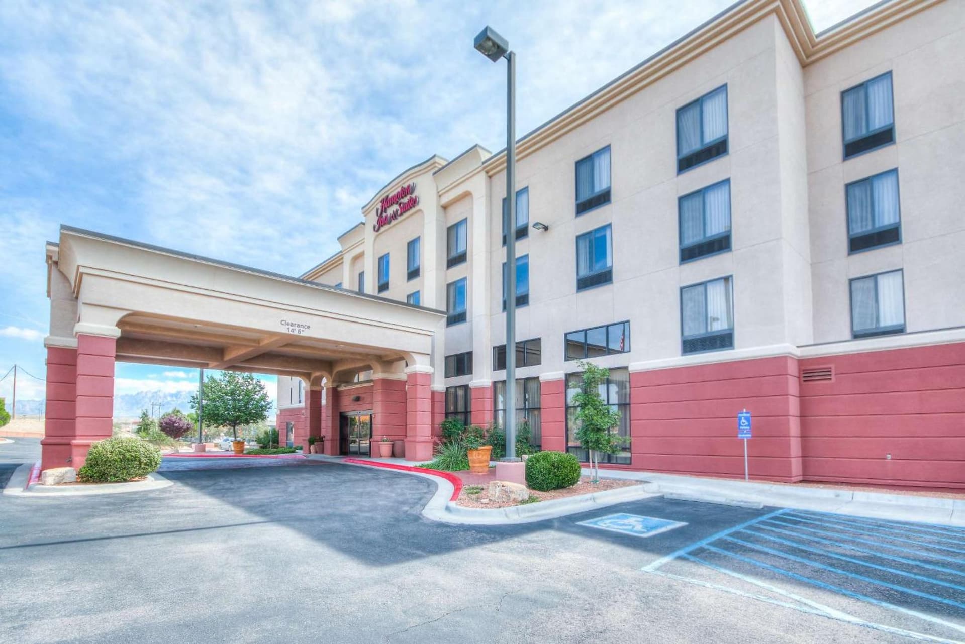 Hampton Inn & Suites Las Cruces I-25 — hotel in Las Cruces, New Mexico