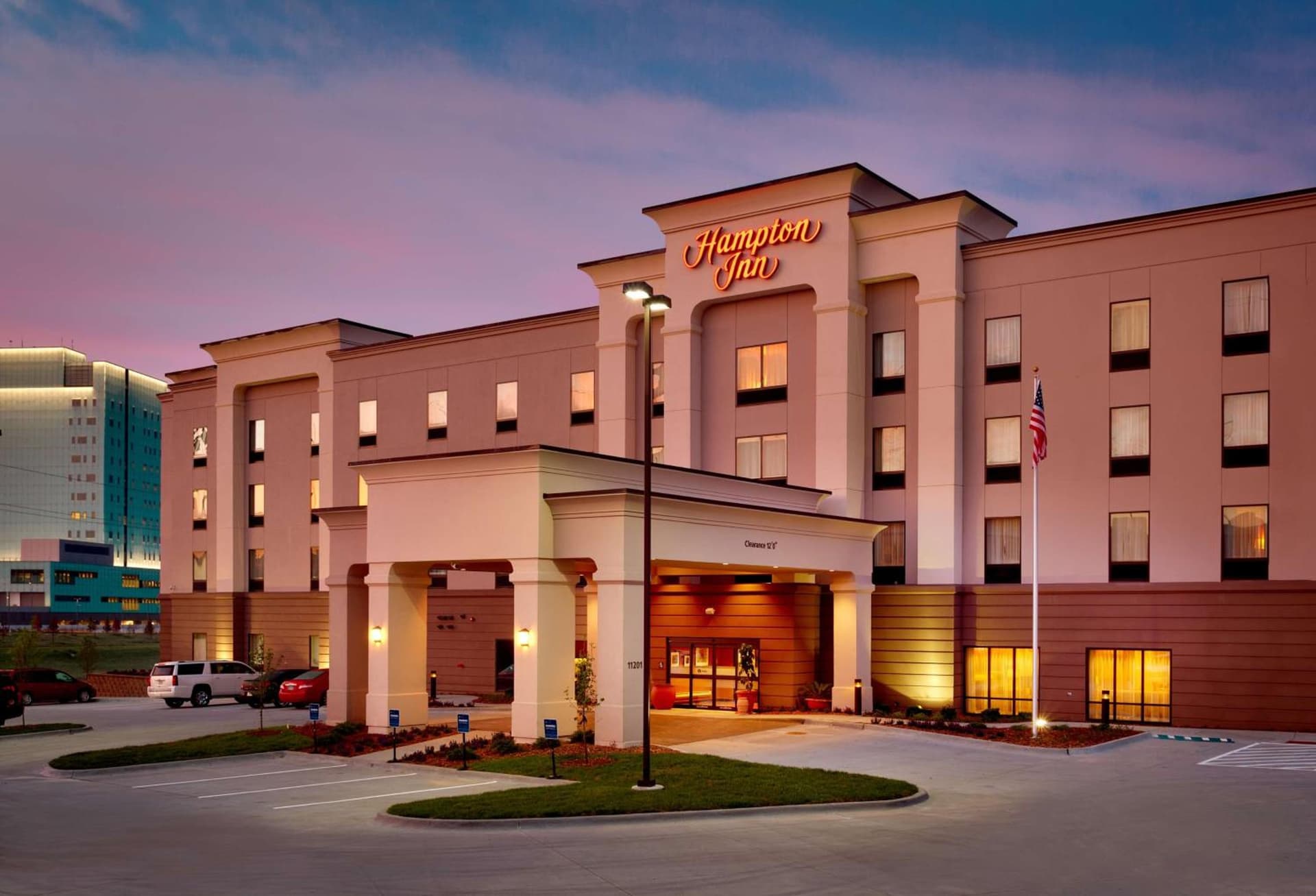 Hampton Inn Omaha/West Dodge Road, Old Mill — hotel in Omaha, Nebraska
