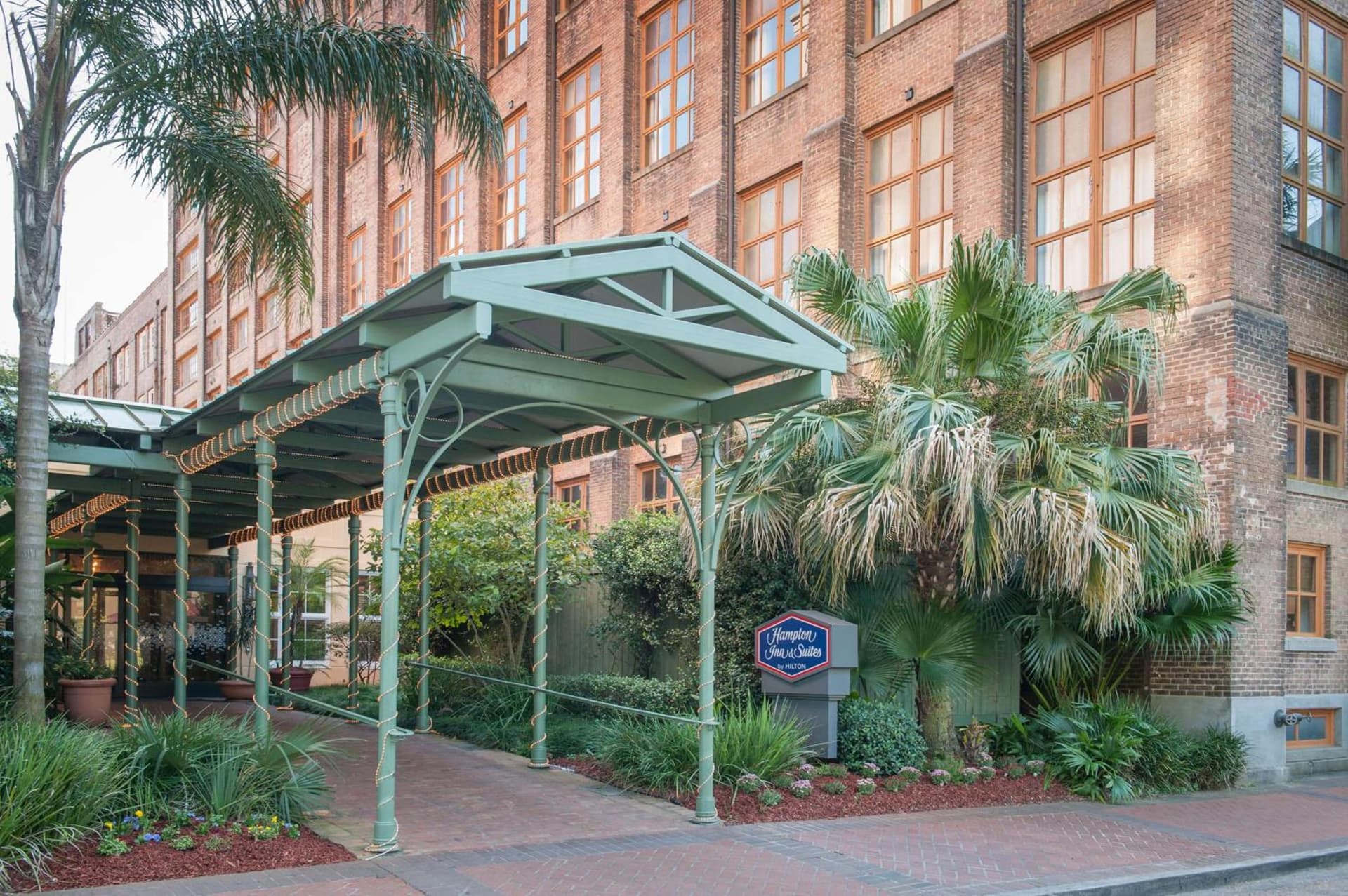 Hampton Inn and Suites New Orleans Convention Center — hotel in New Orleans, Louisiana